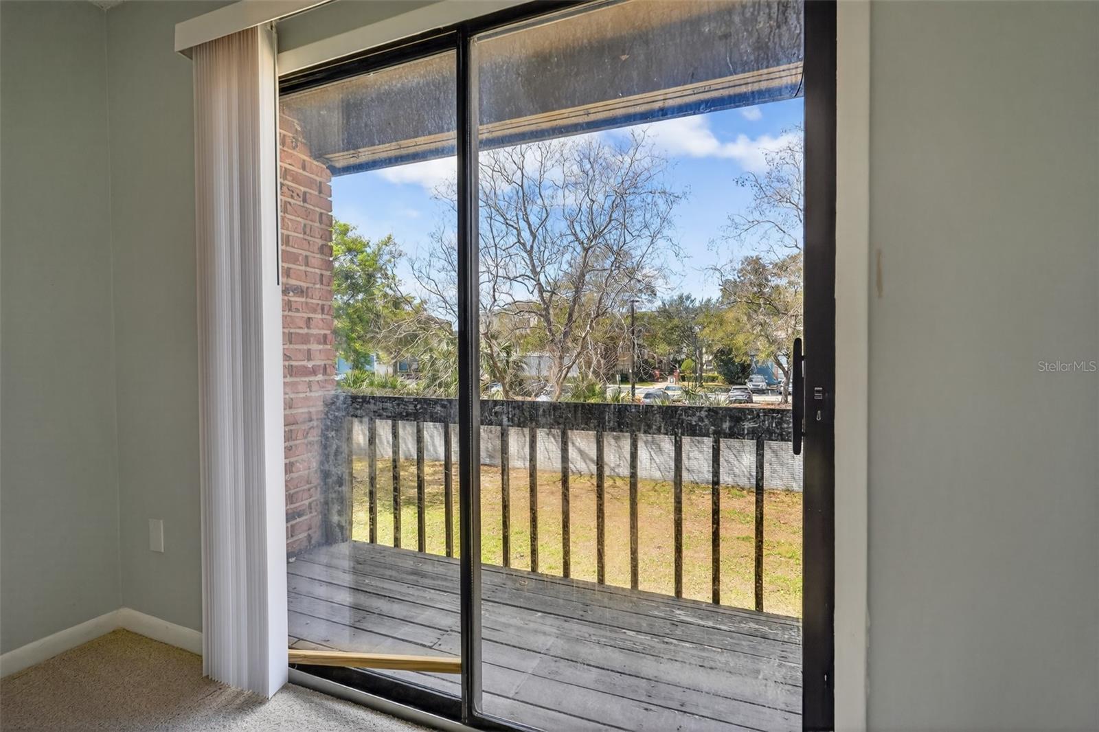 HUNTINGTON ON GREEN CONDO - Residential