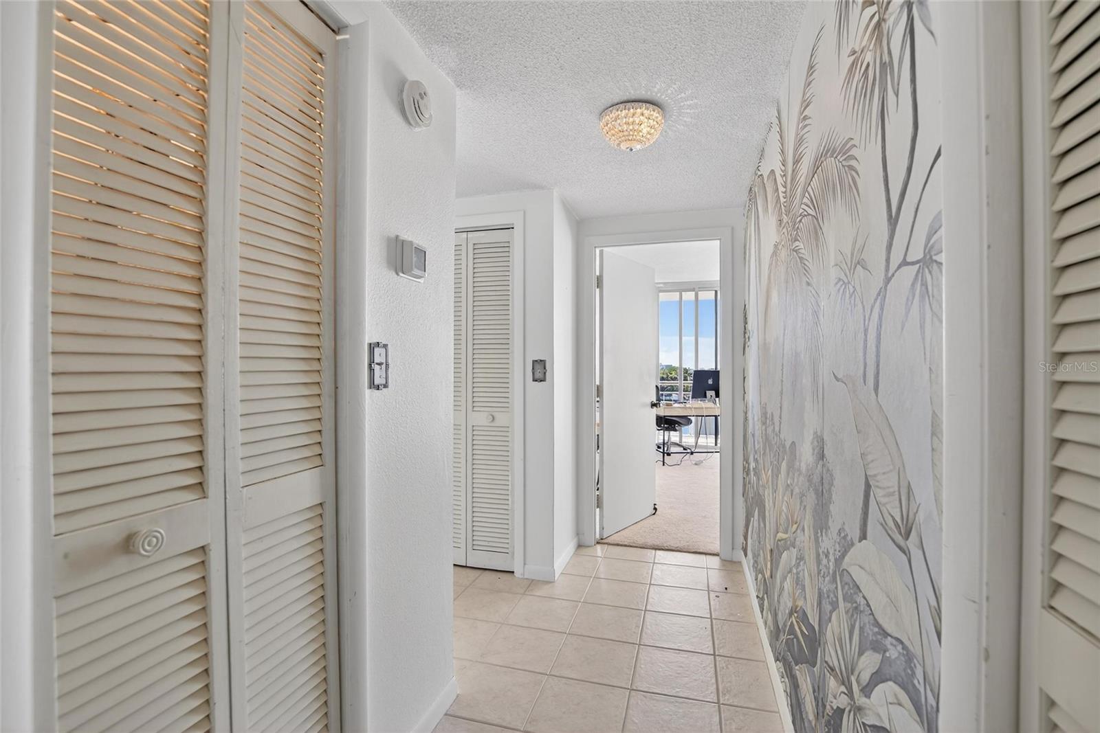 PIERCE 100 CONDO - Residential