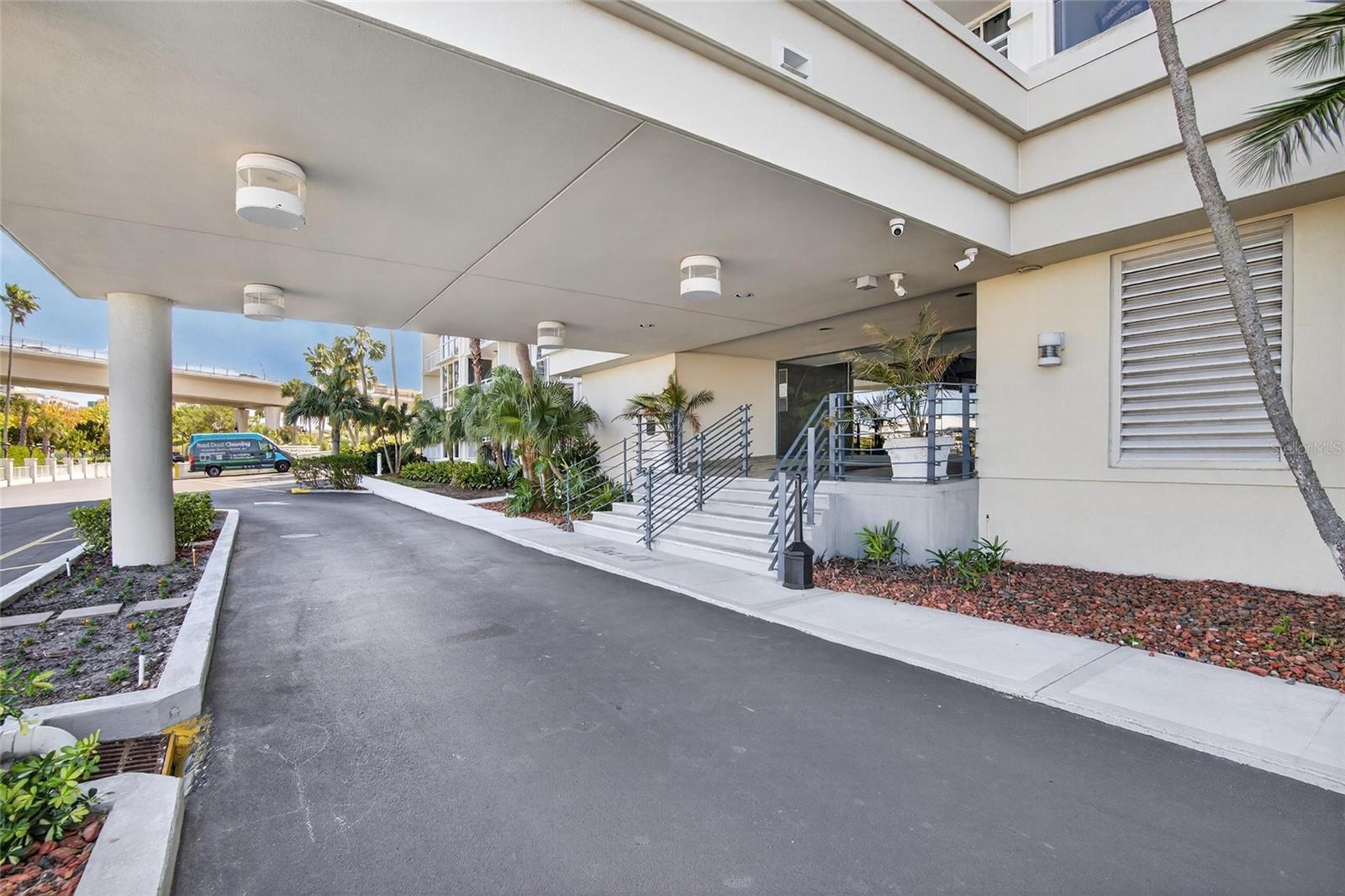 PIERCE 100 CONDO - Residential