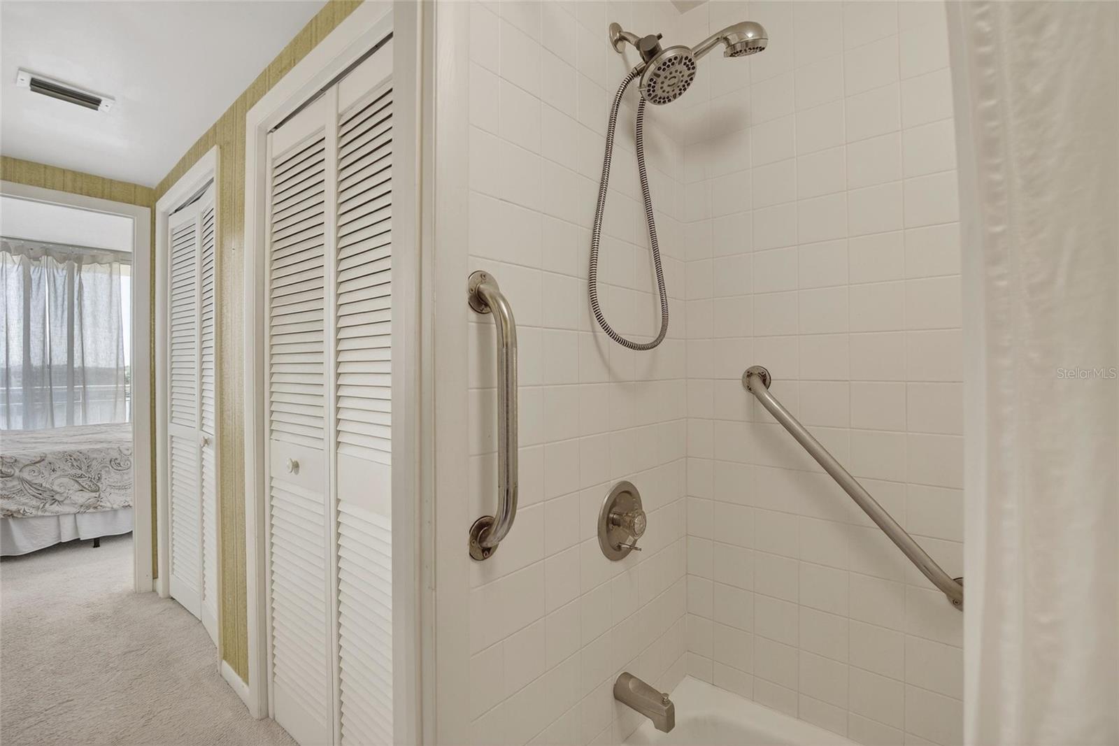 PIERCE 100 CONDO - Residential