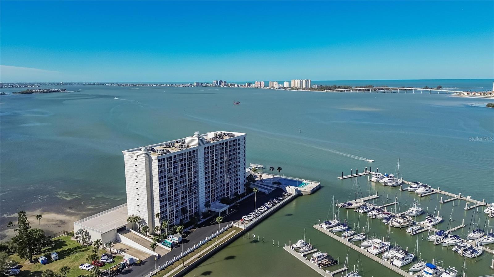 PIERCE 100 CONDO - Residential