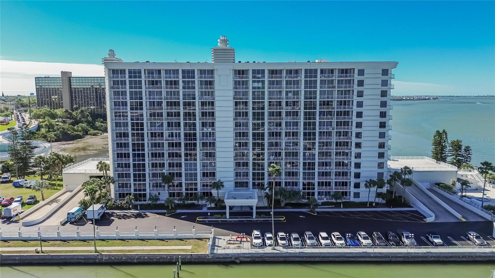 PIERCE 100 CONDO - Residential