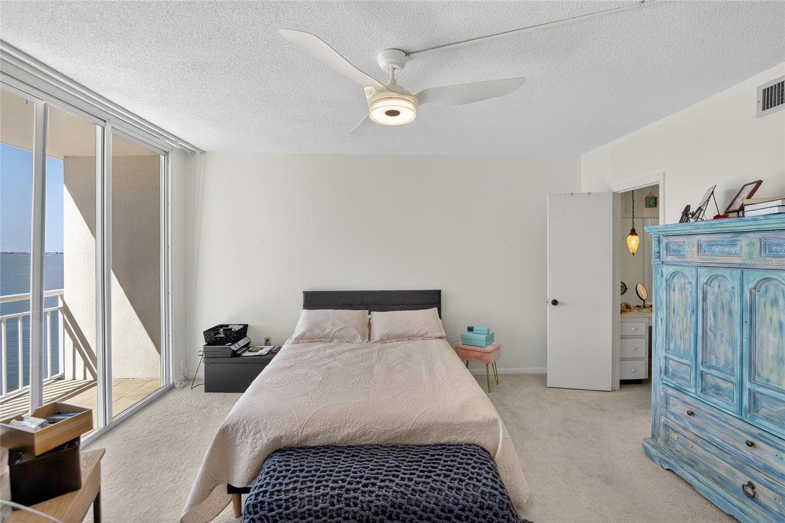 PIERCE 100 CONDO - Residential