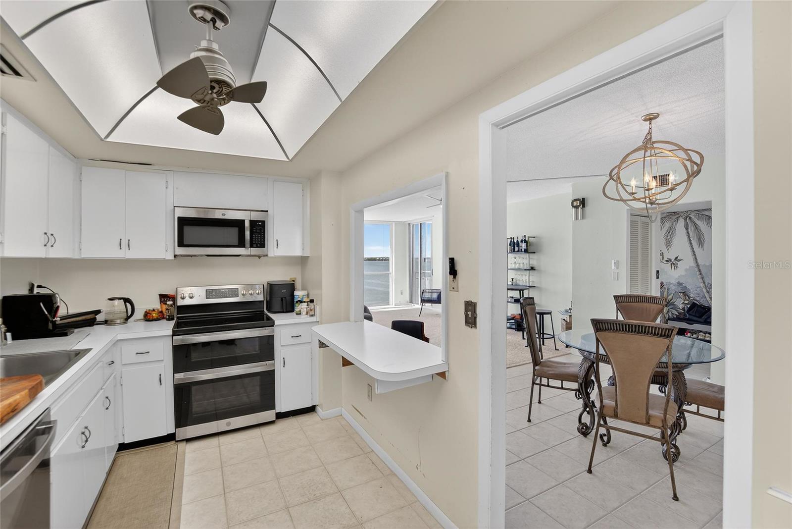 PIERCE 100 CONDO - Residential