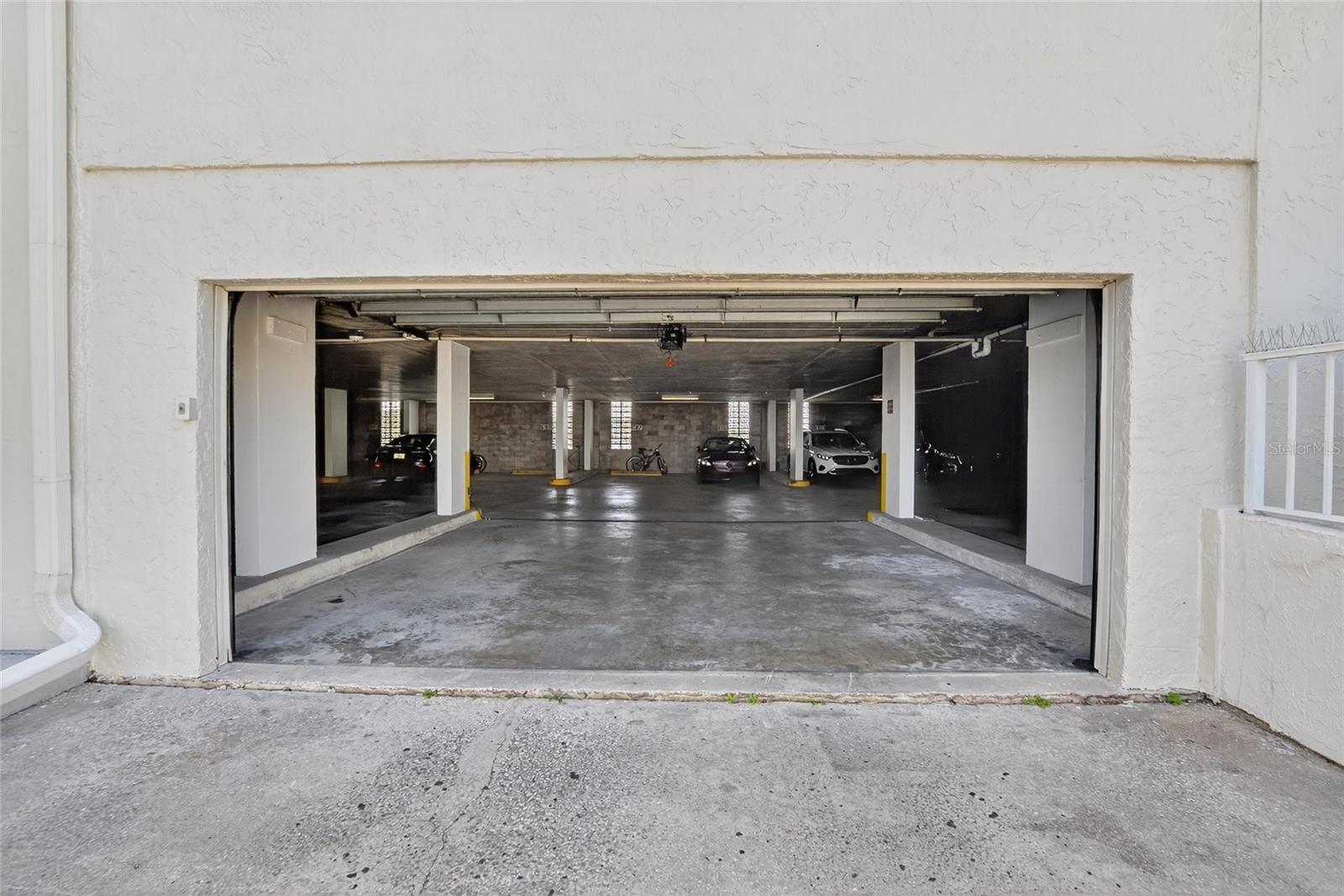 PIERCE 100 CONDO - Residential