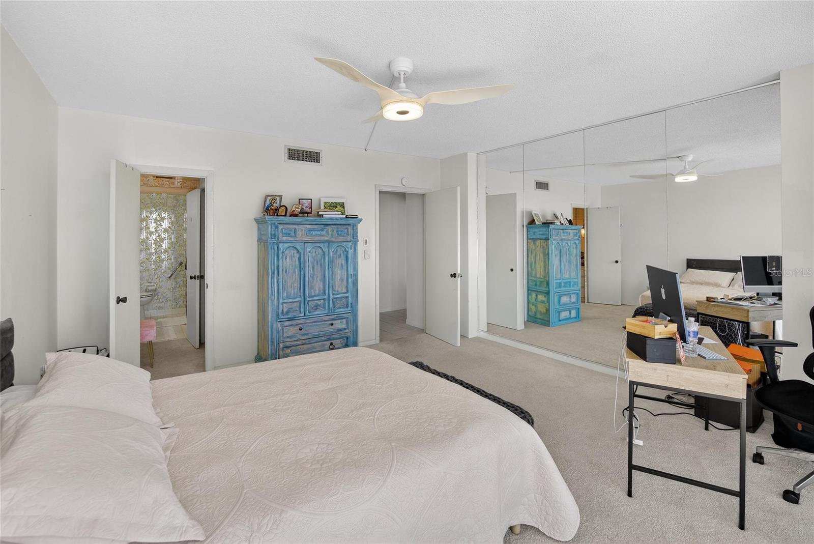 PIERCE 100 CONDO - Residential