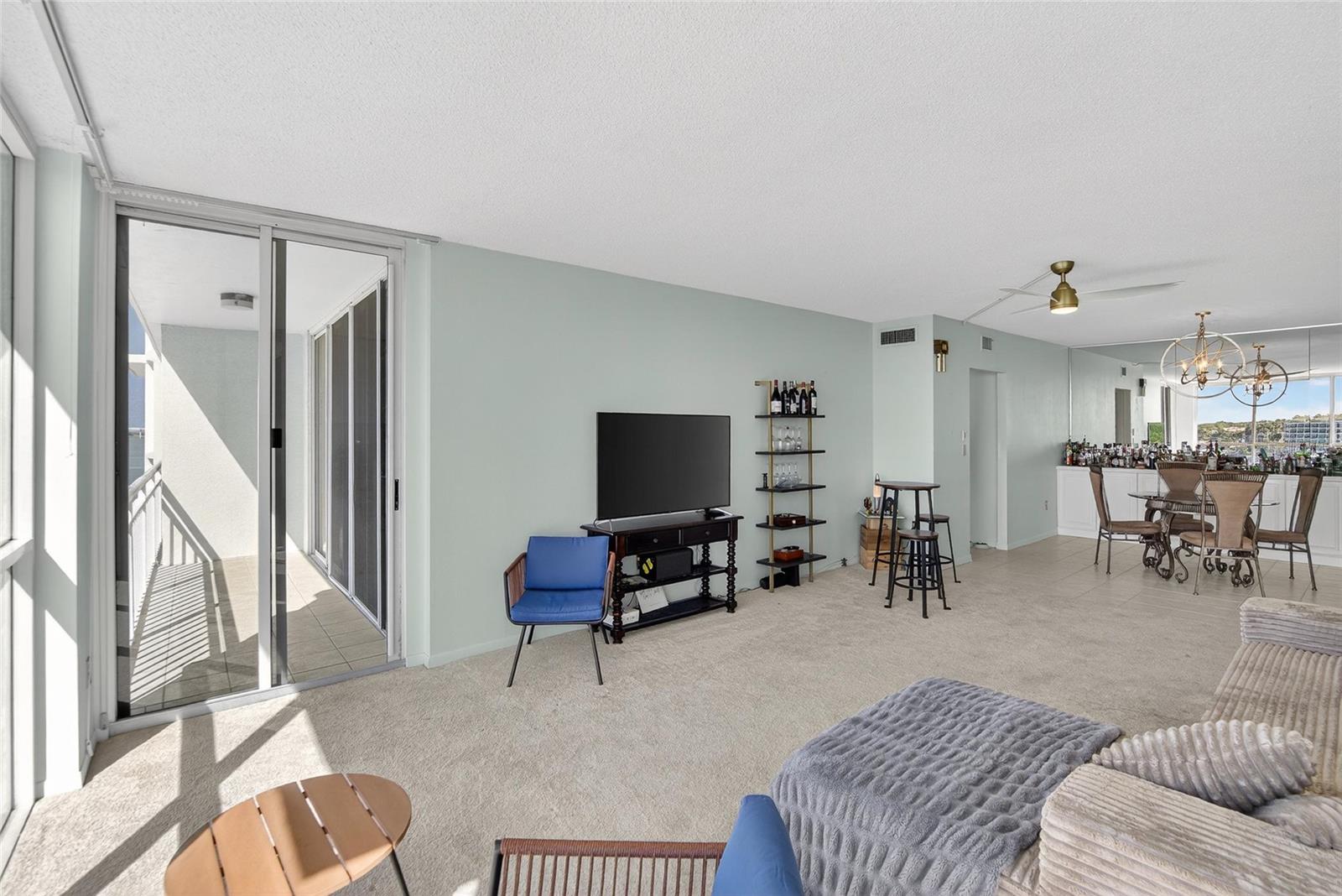 PIERCE 100 CONDO - Residential