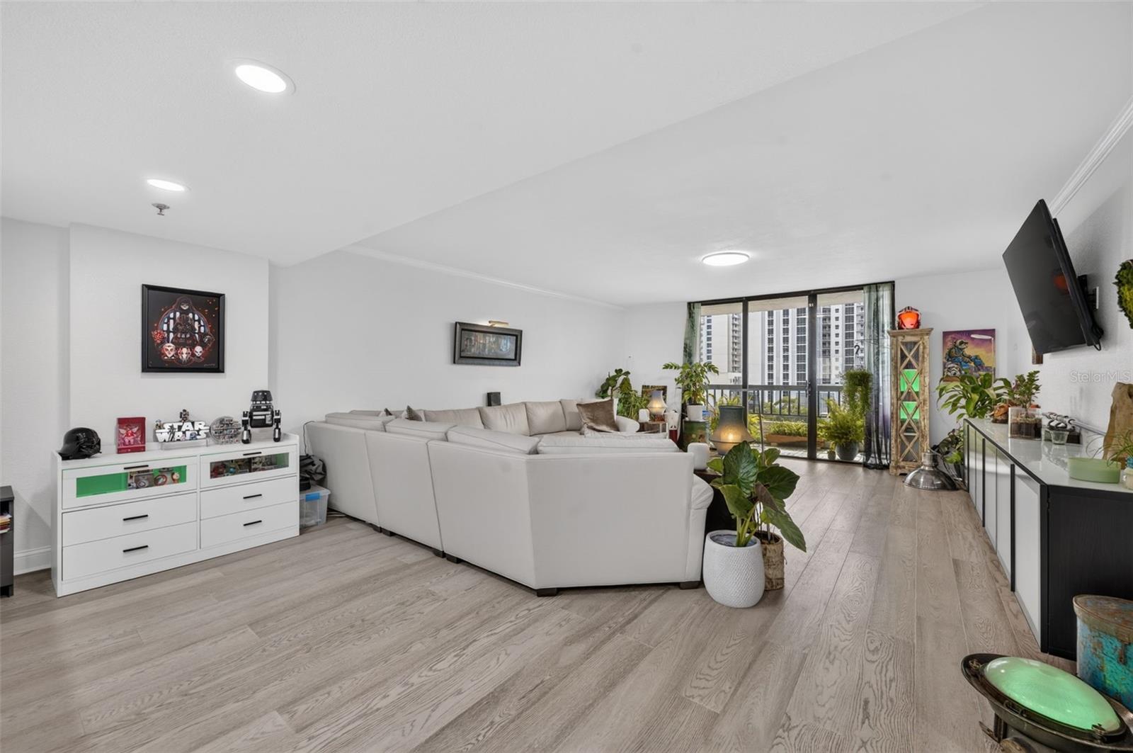 530 E CENTRAL BOULEVARD 803