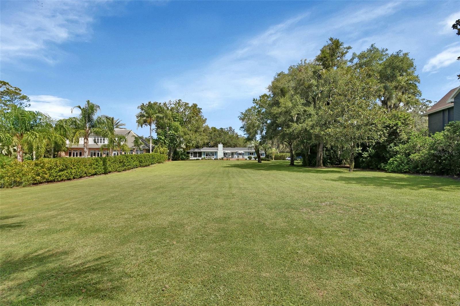 DOMINGO REYES GRANT - Residential