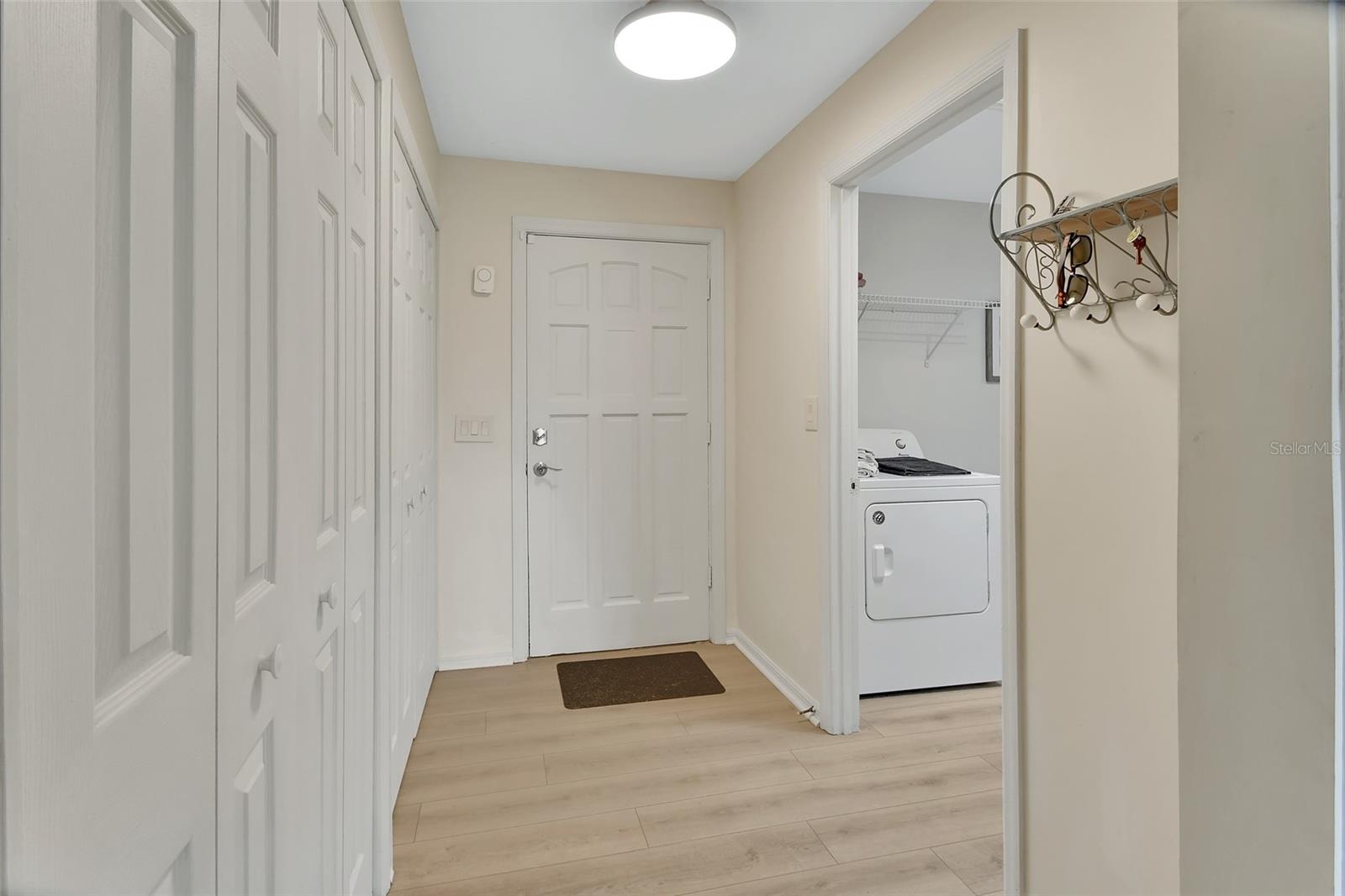 DOMINGO REYES GRANT - Residential