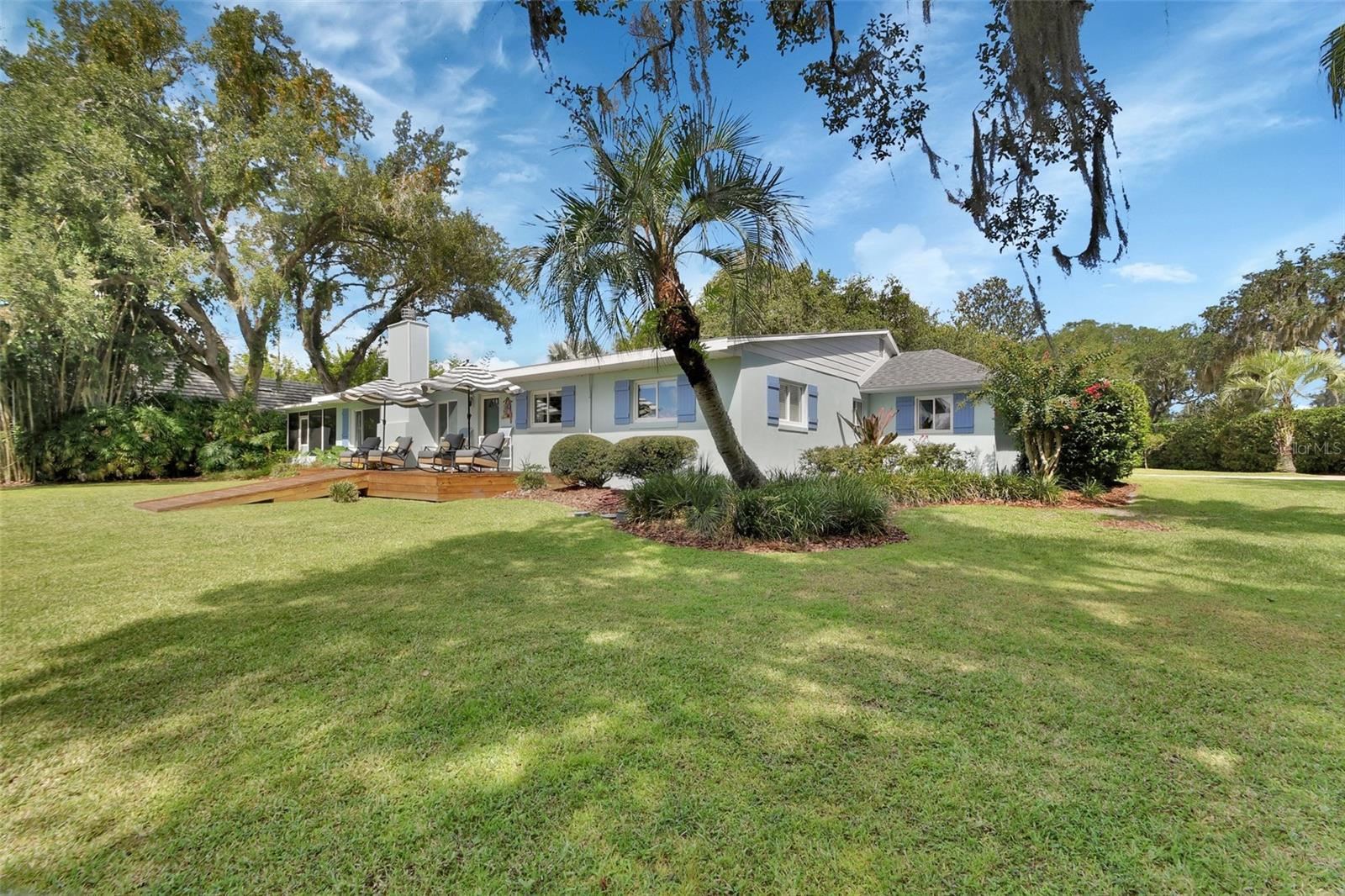 DOMINGO REYES GRANT - Residential