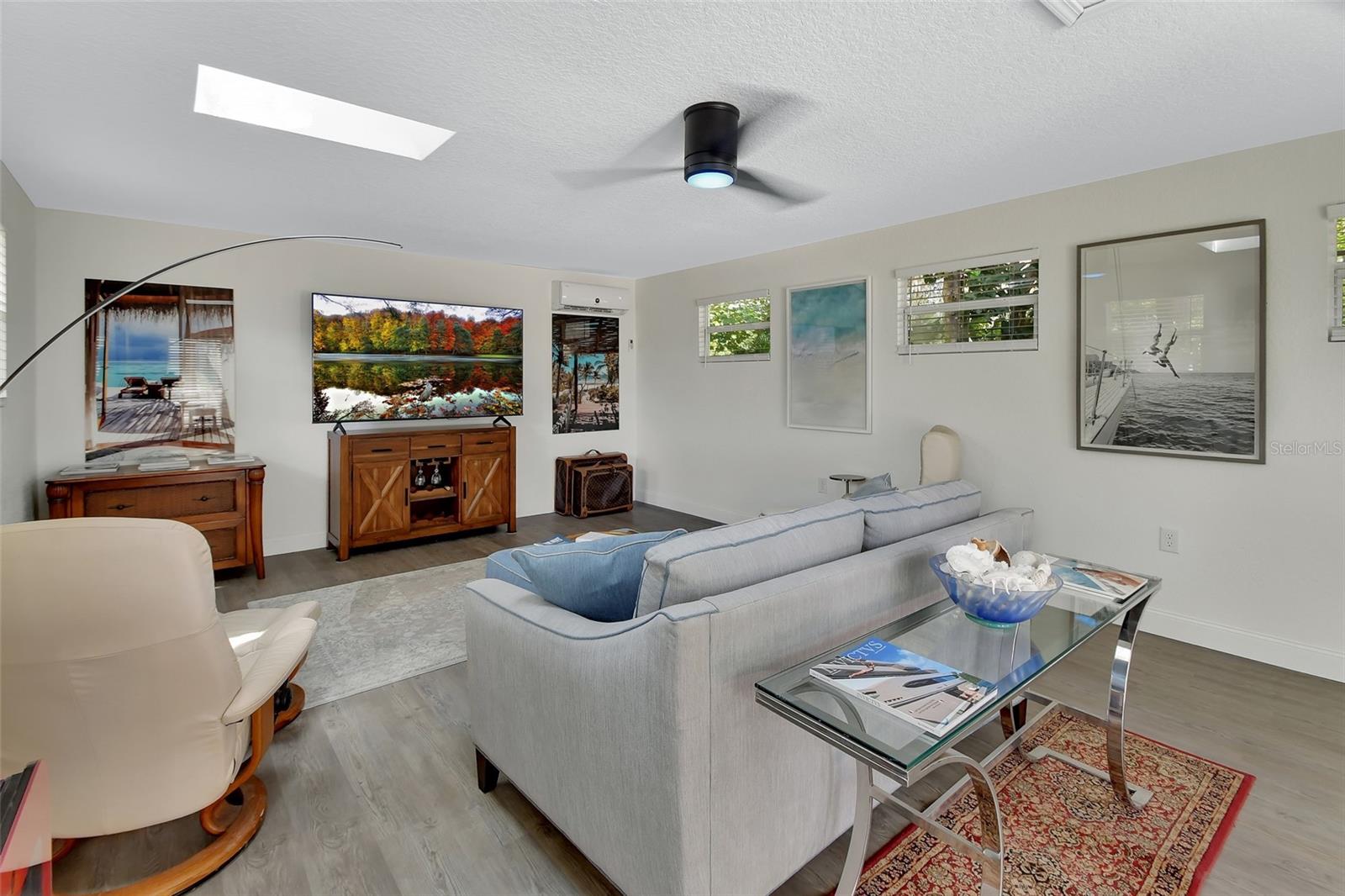 DOMINGO REYES GRANT - Residential