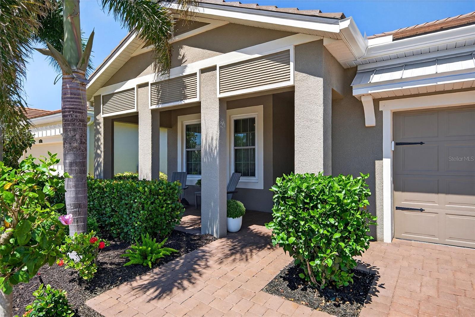 5858 LONG SHORE LOOP