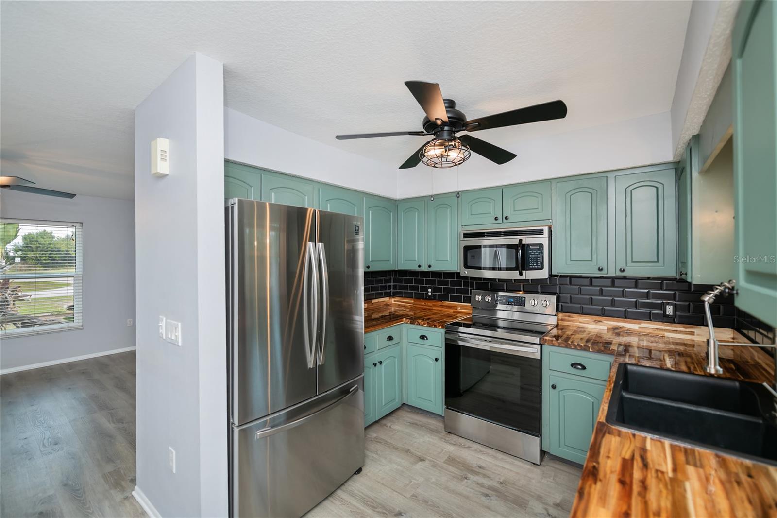 9601 GULFSTREAM BOULEVARD