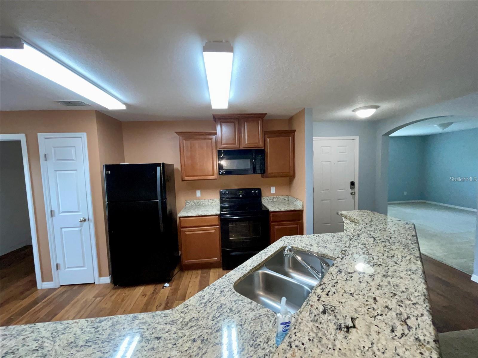 LAKE ALFRED ESTATES - Residential Lease