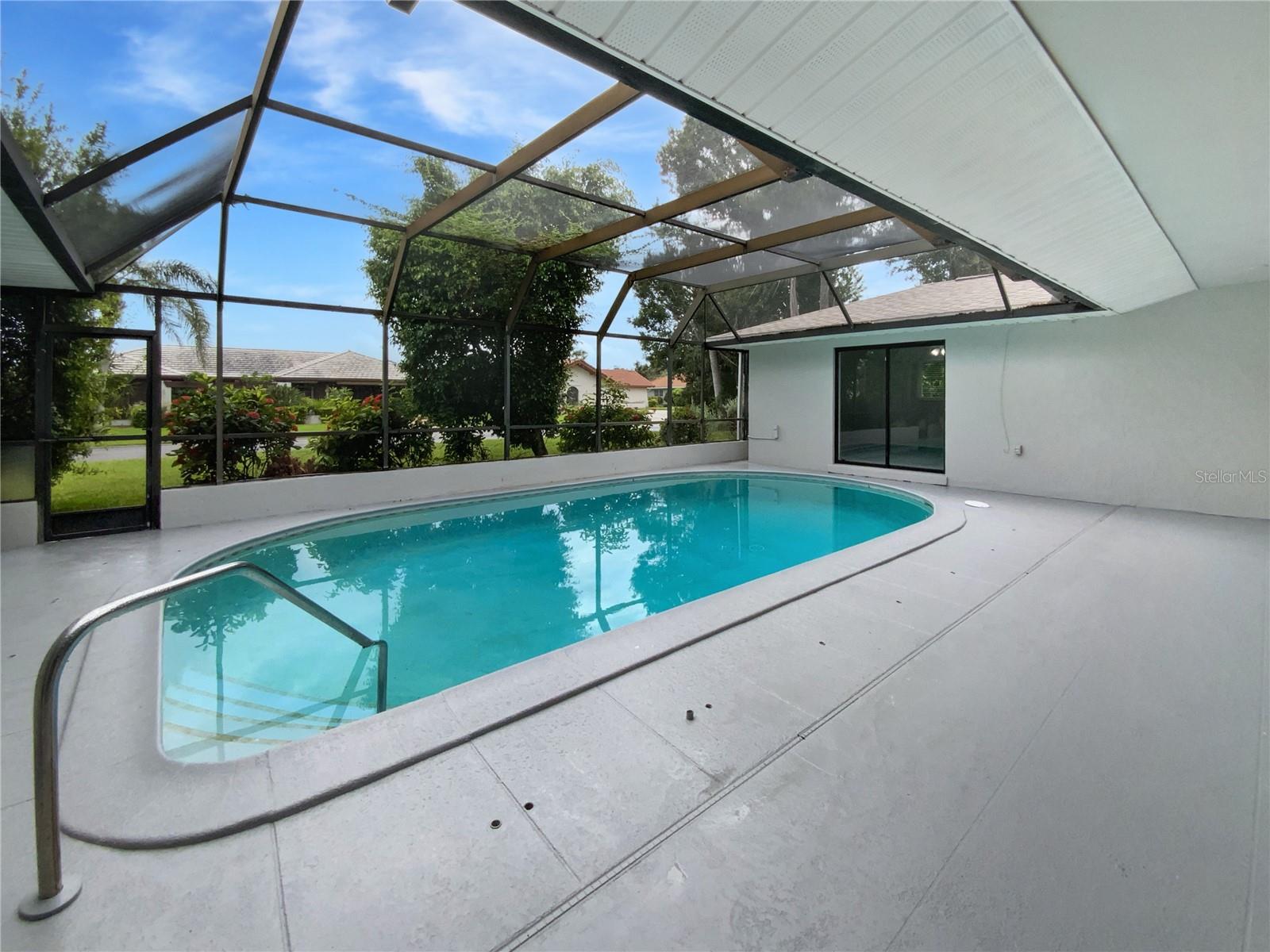 VENICE GARDENS - Residential