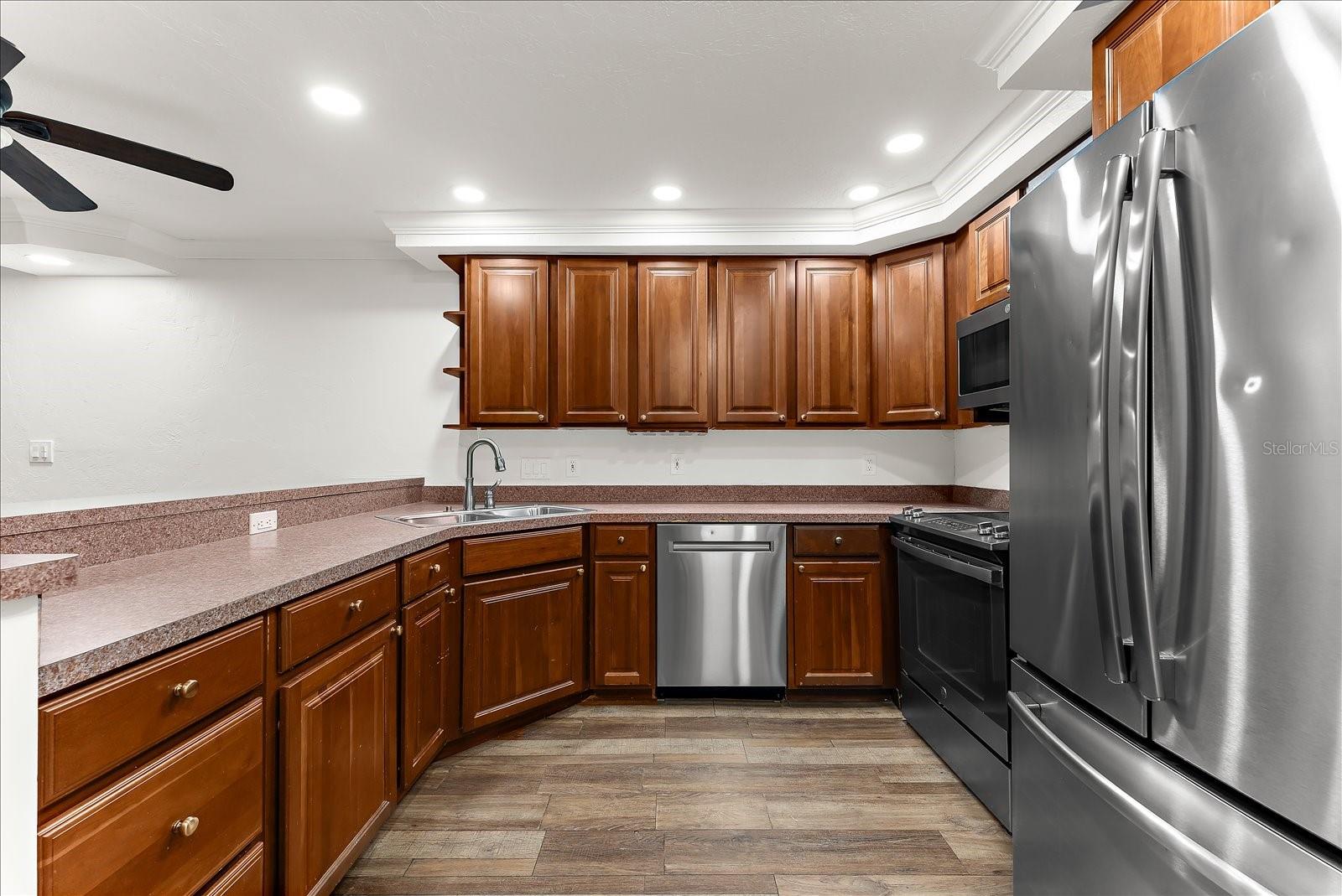 RAMBLEWOOD ACRES - Residential