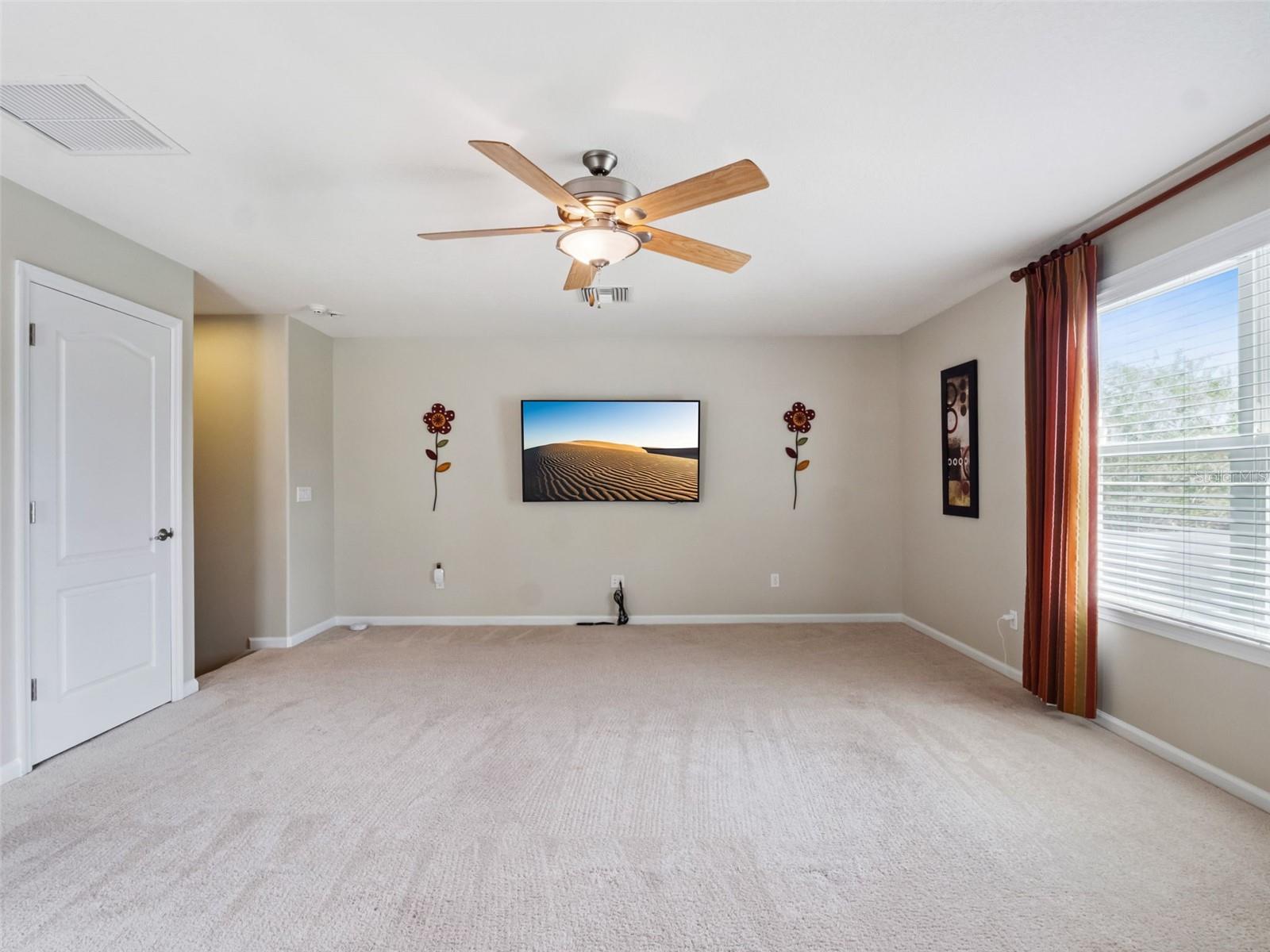 RESERVE AT CARRIAGE POINTE - Residential