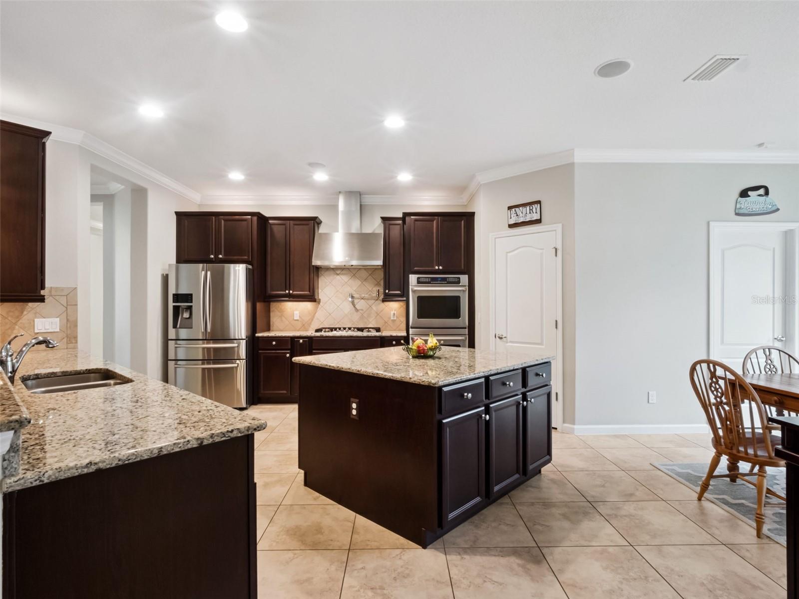 RESERVE AT CARRIAGE POINTE - Residential
