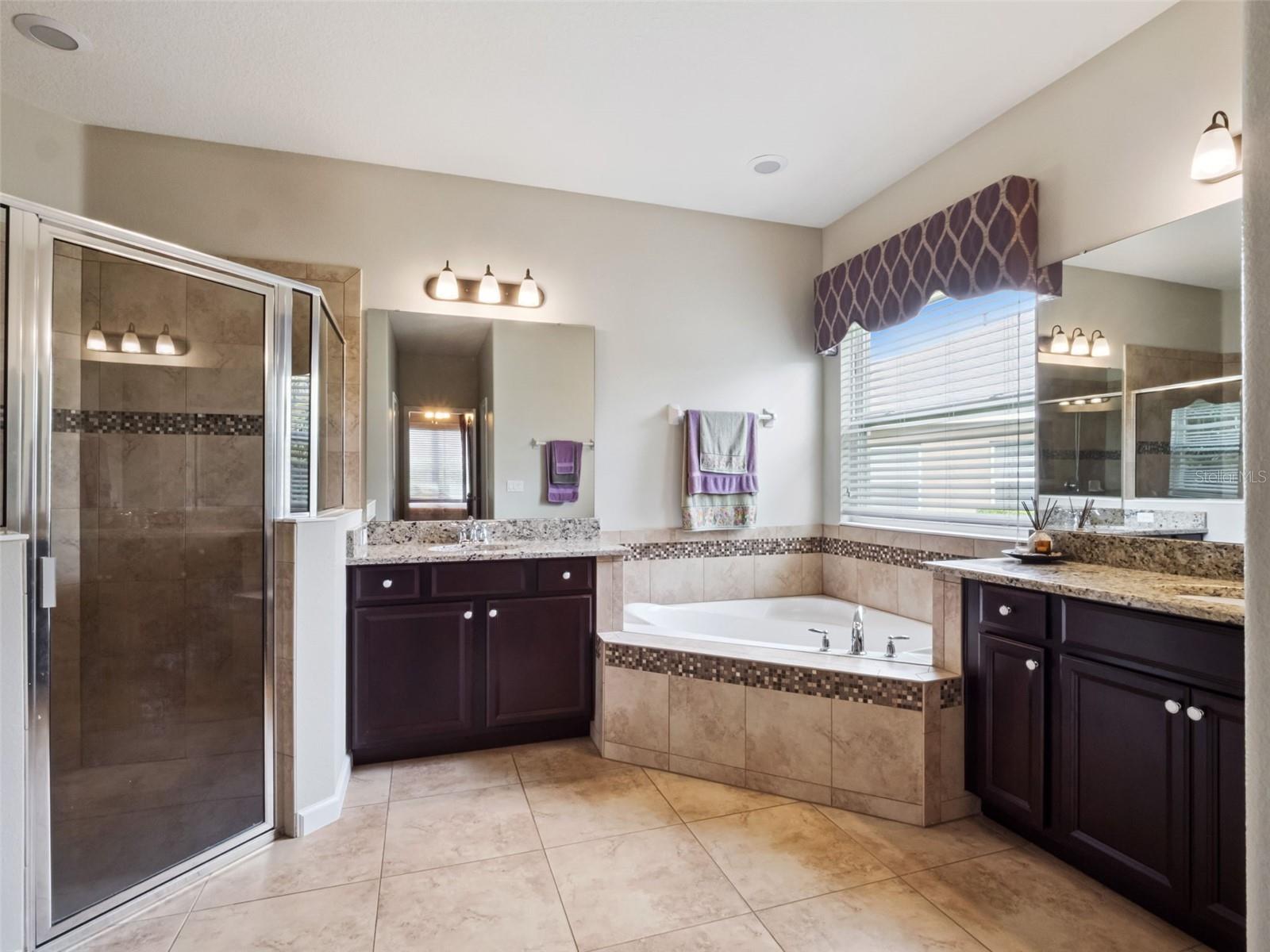 RESERVE AT CARRIAGE POINTE - Residential
