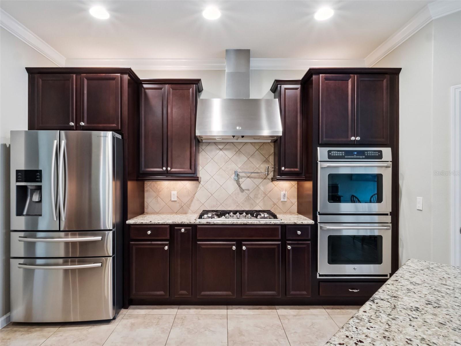 RESERVE AT CARRIAGE POINTE - Residential