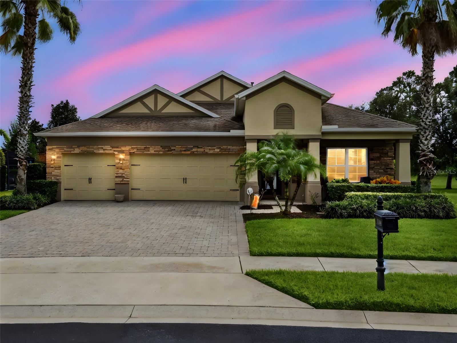 RESERVE AT CARRIAGE POINTE - Residential