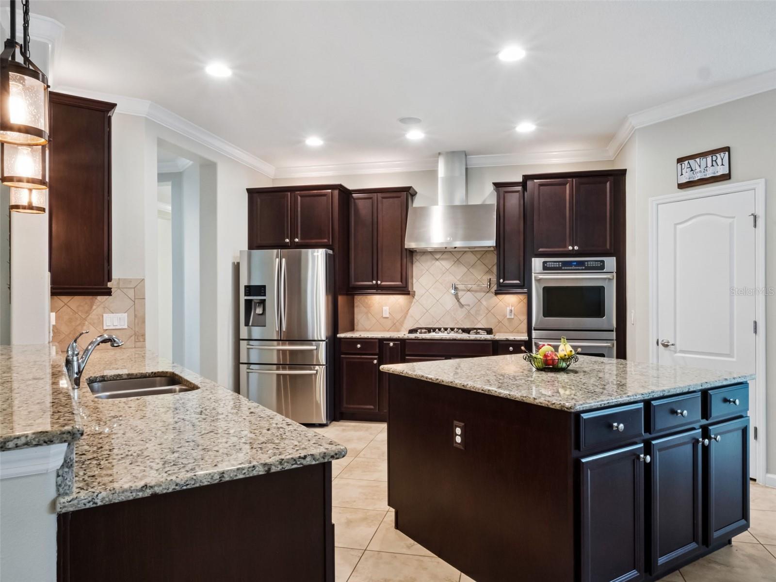 RESERVE AT CARRIAGE POINTE - Residential