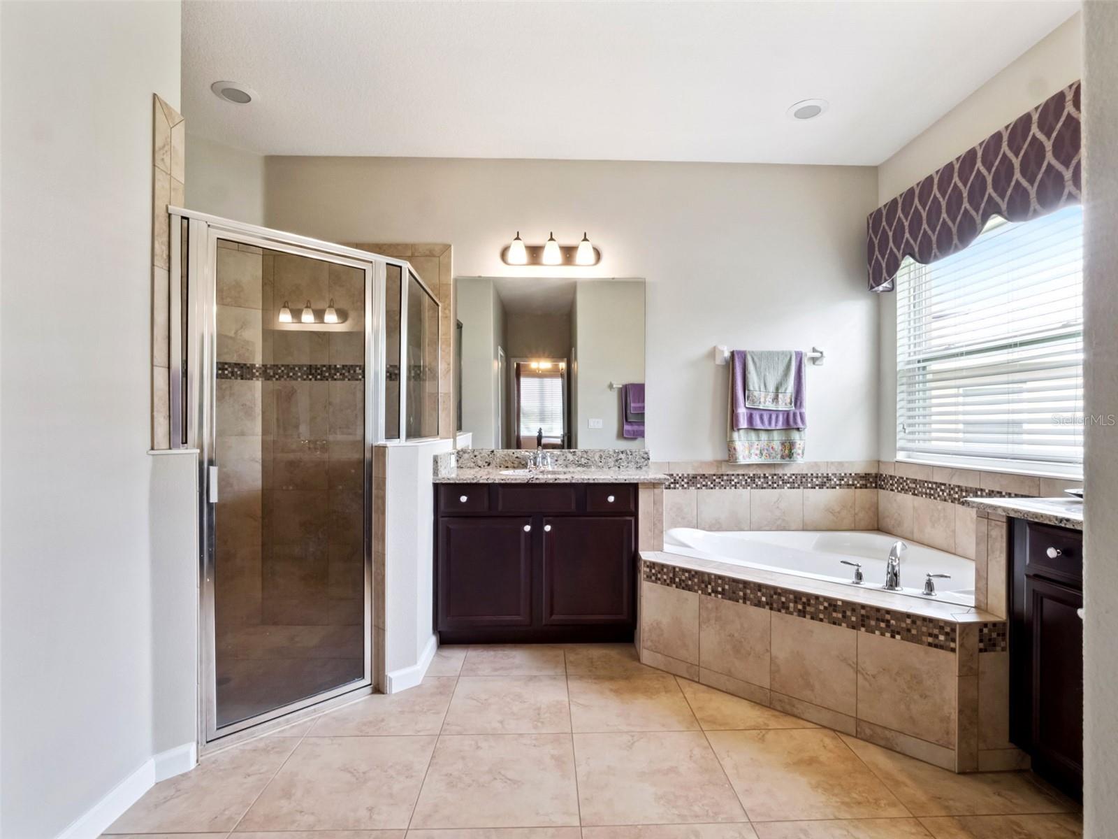 RESERVE AT CARRIAGE POINTE - Residential