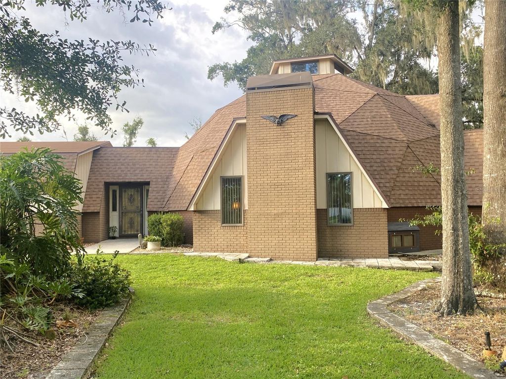 Photo of 2512 Ayers Hill Court, Lutz, FL 33559 (MLS # TB8416823)