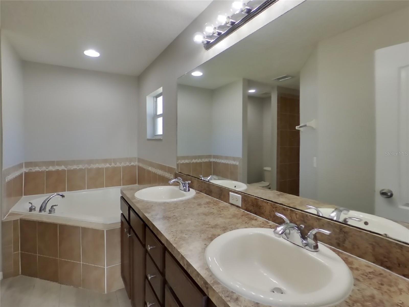 MAGNOLIA PRESERVE - Residential Lease