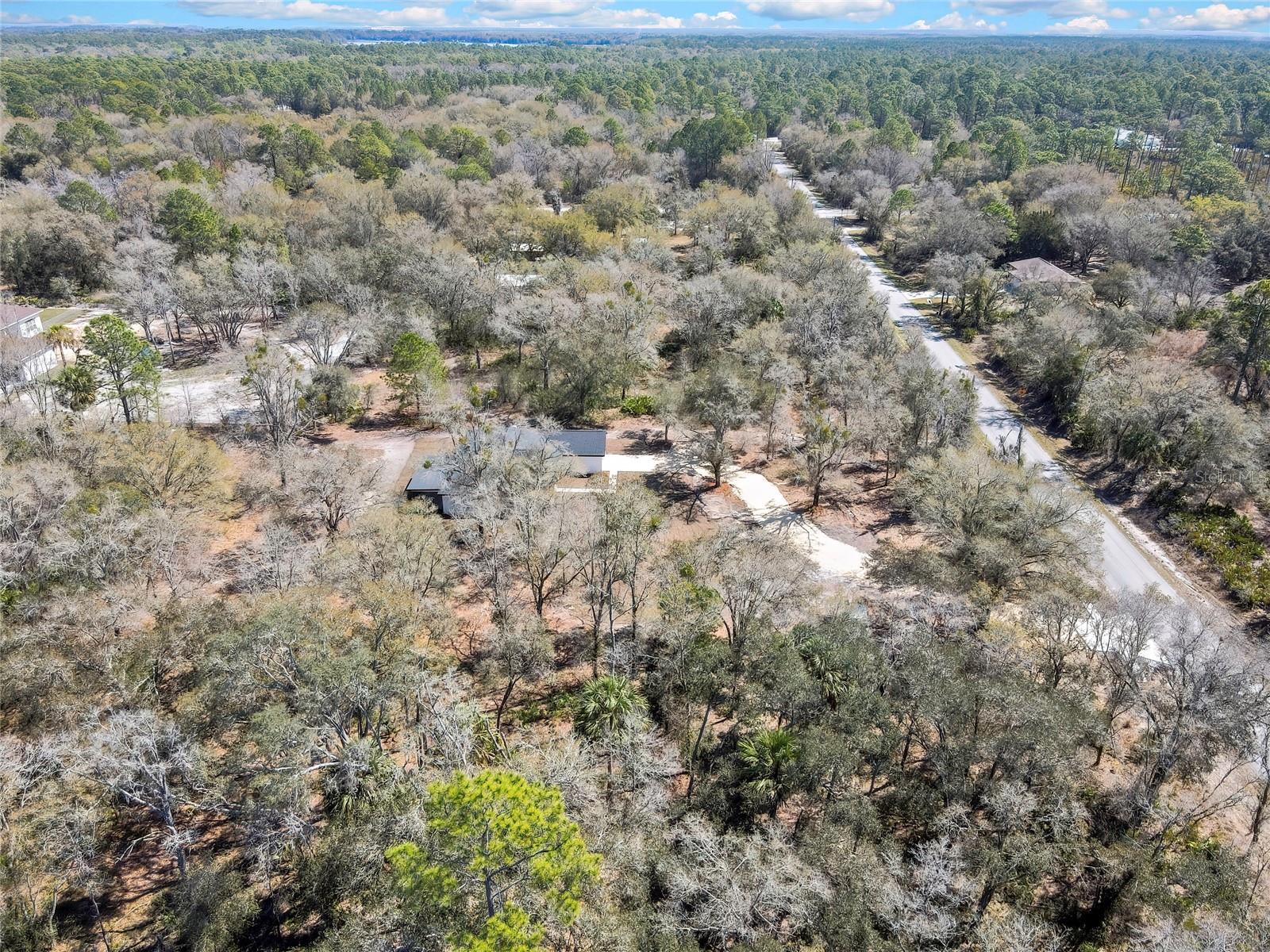 CRYSTAL MANOR UNIT 03 - Residential