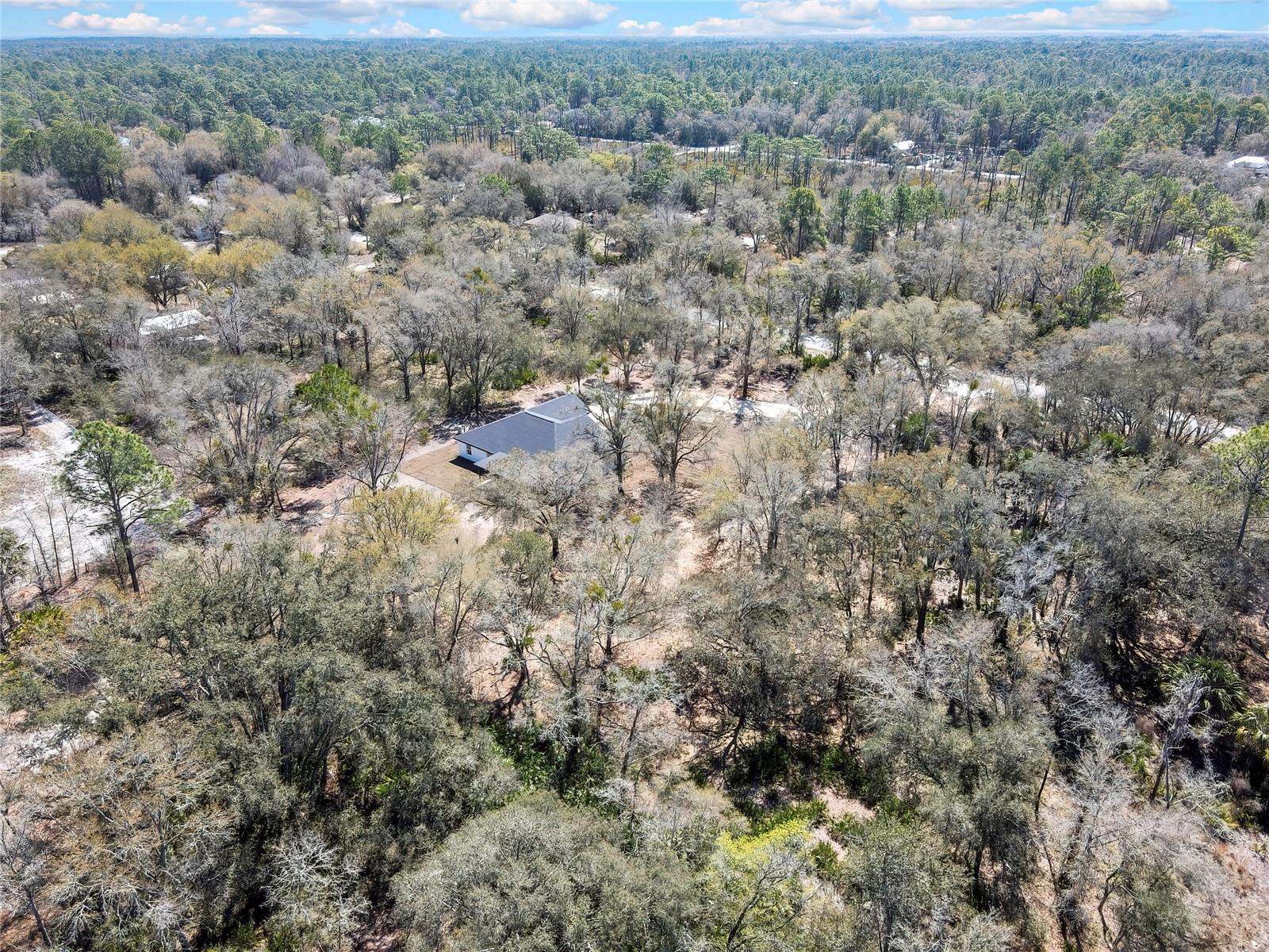 CRYSTAL MANOR UNIT 03 - Residential