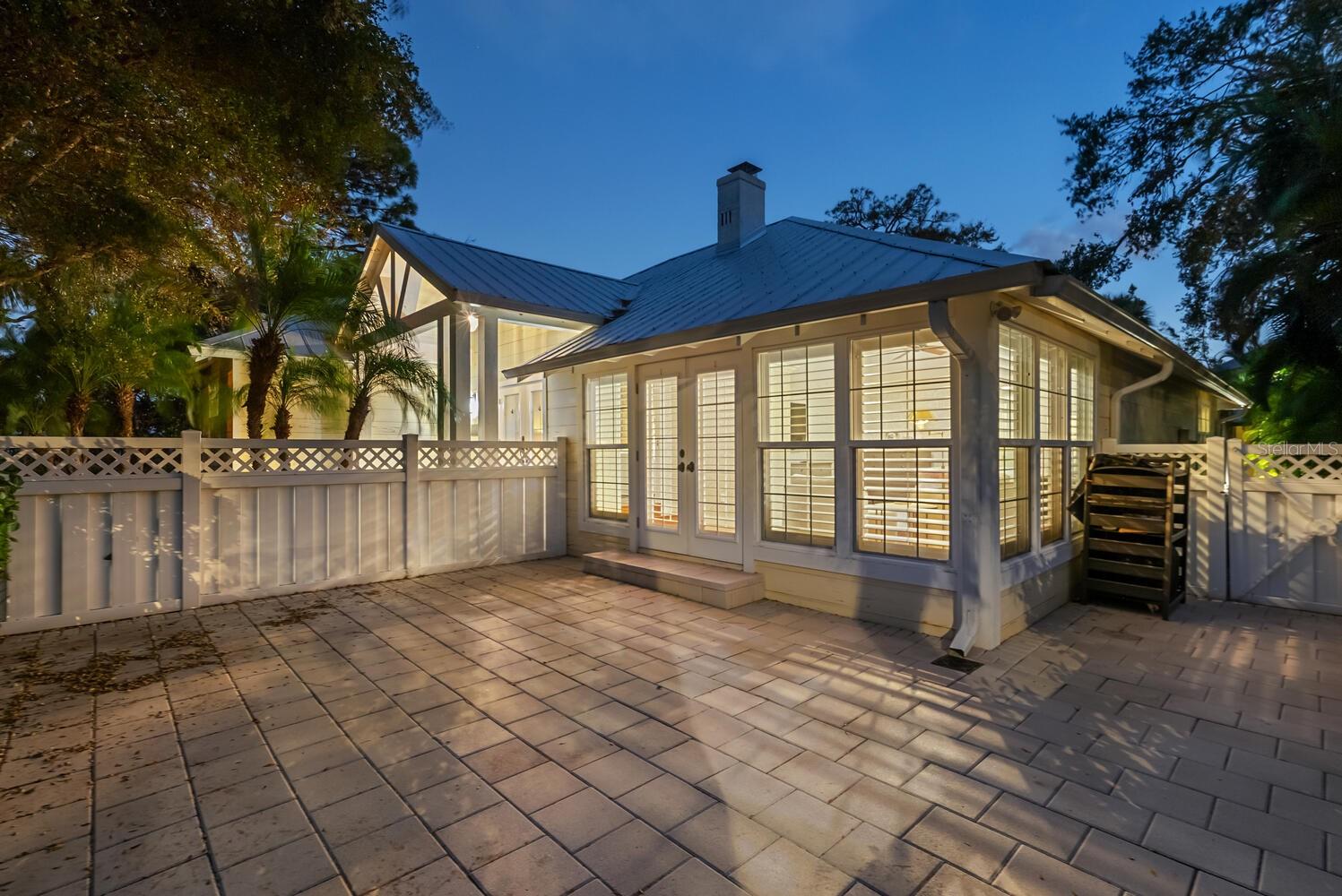 MCCLELLAN PARK - Residential