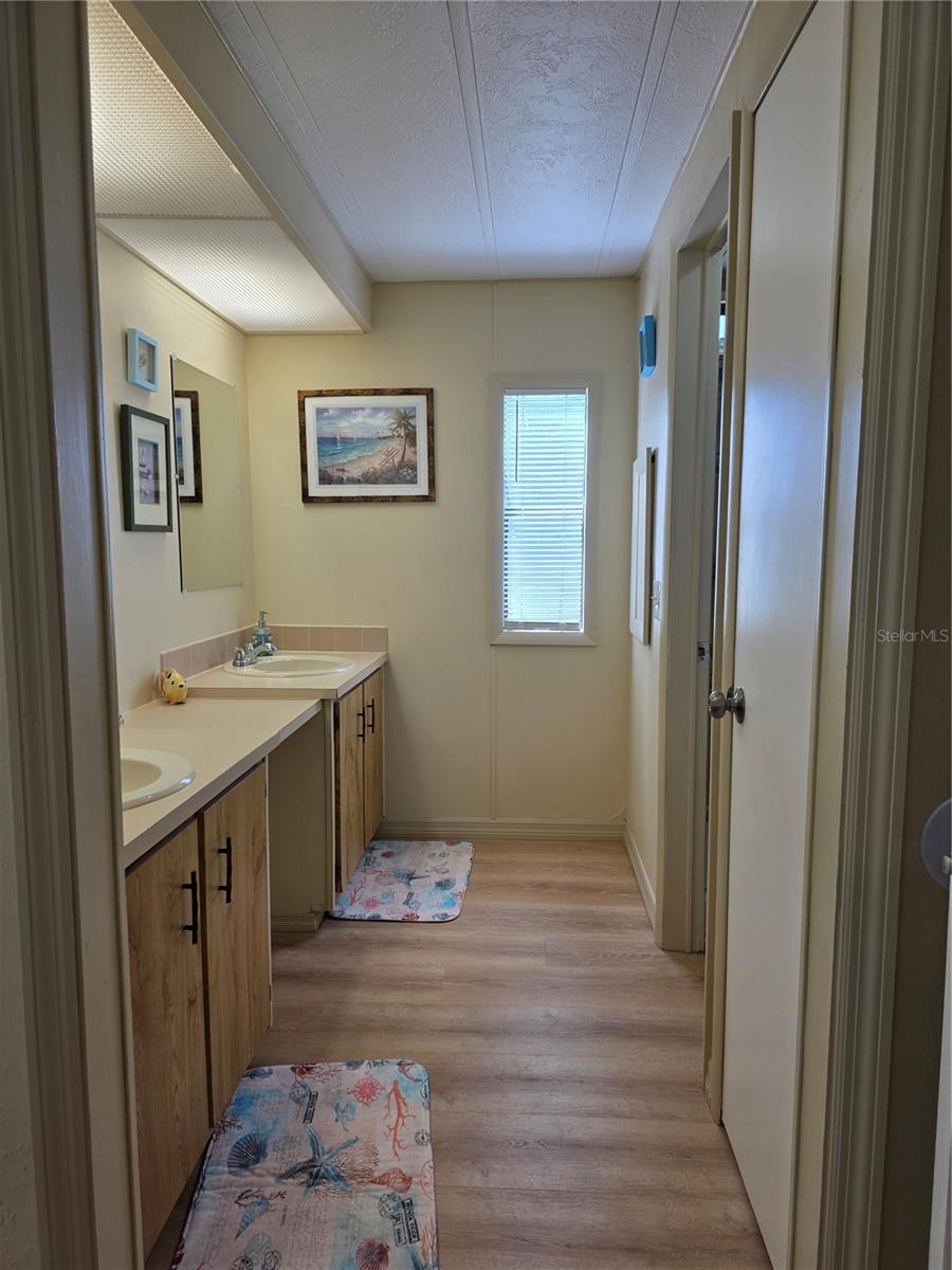 LEMON BAY ISLES PHASE 02 - Residential