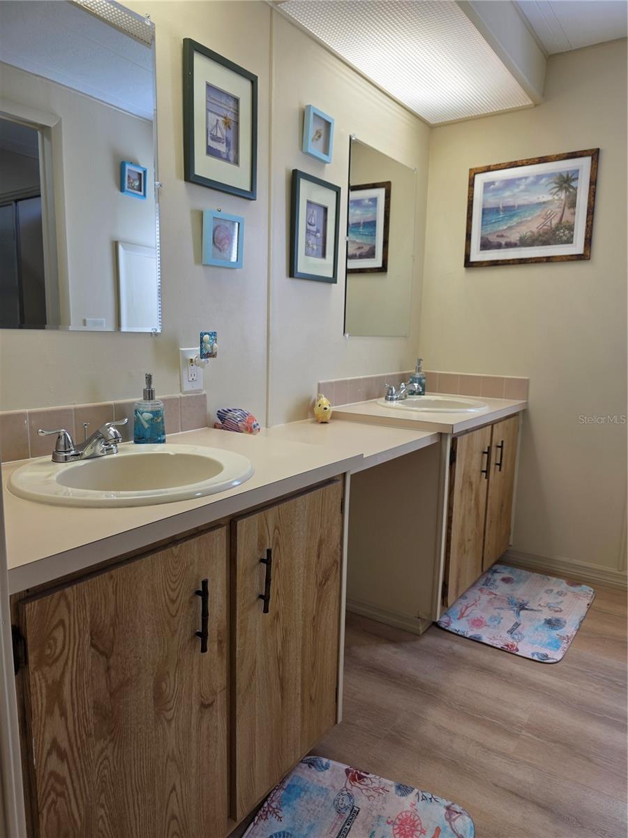 LEMON BAY ISLES PHASE 02 - Residential