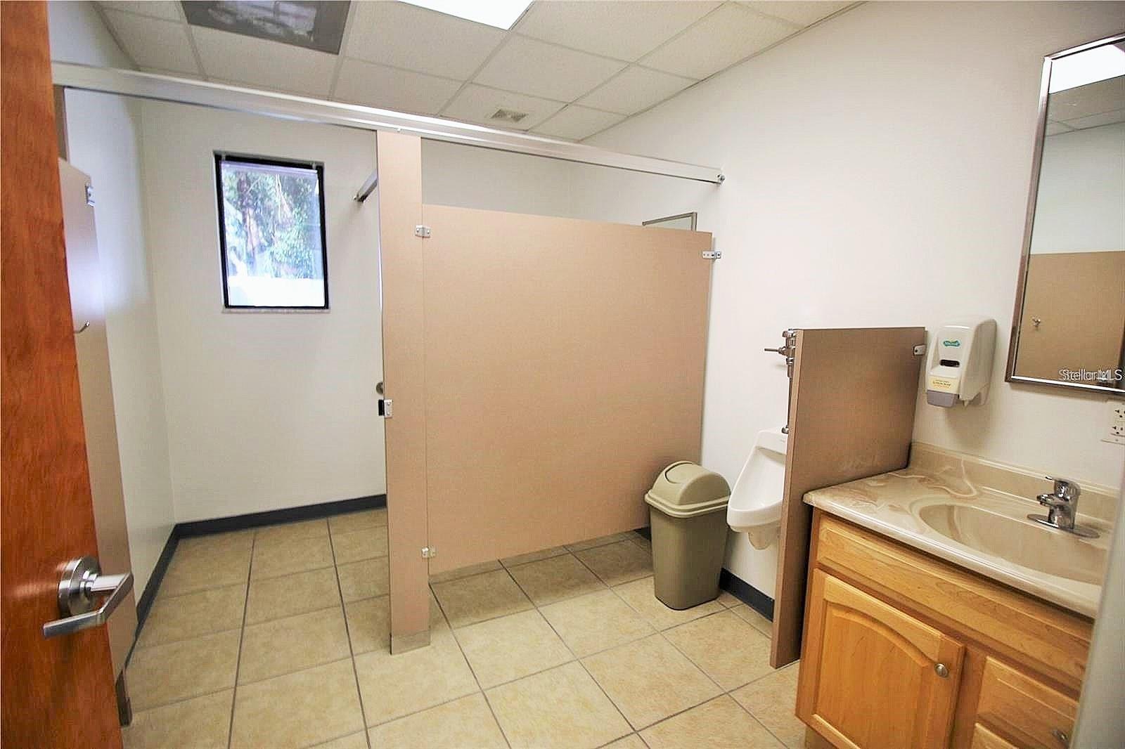 ARNOLD H T PLAN CONWAY - Commercial Lease