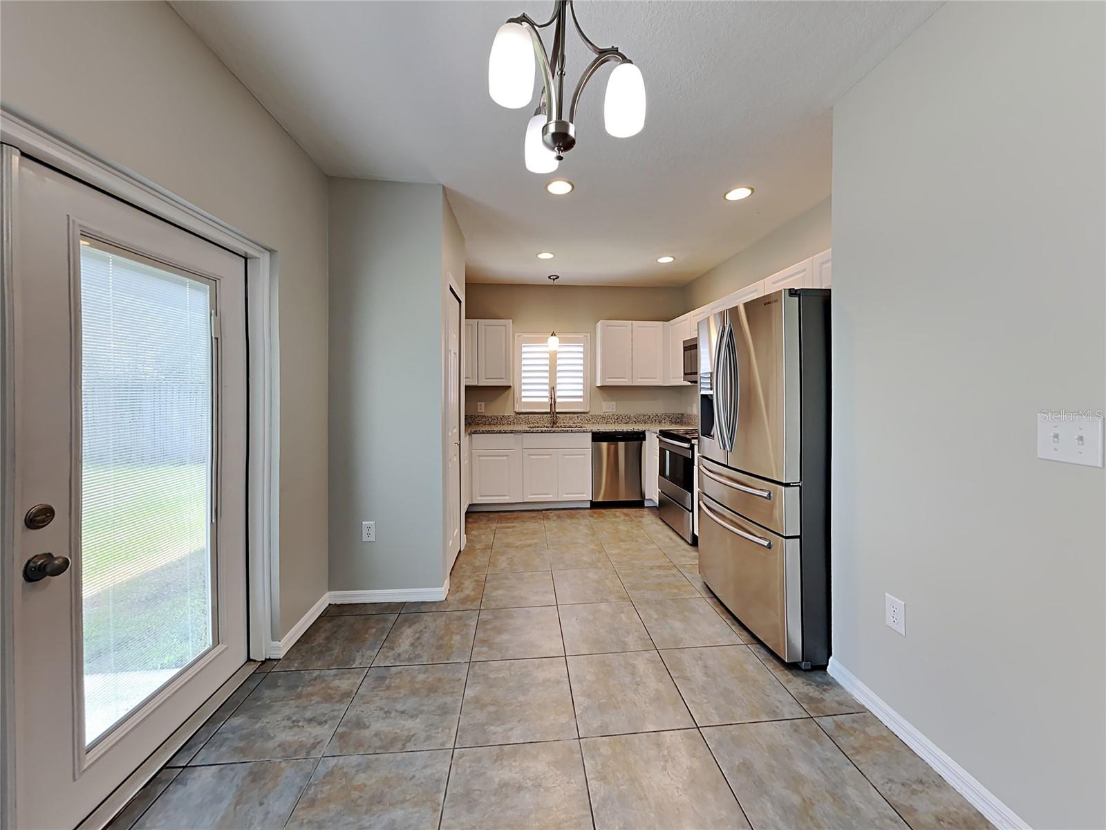 CROSS CREEK ESTATES - Residential Lease