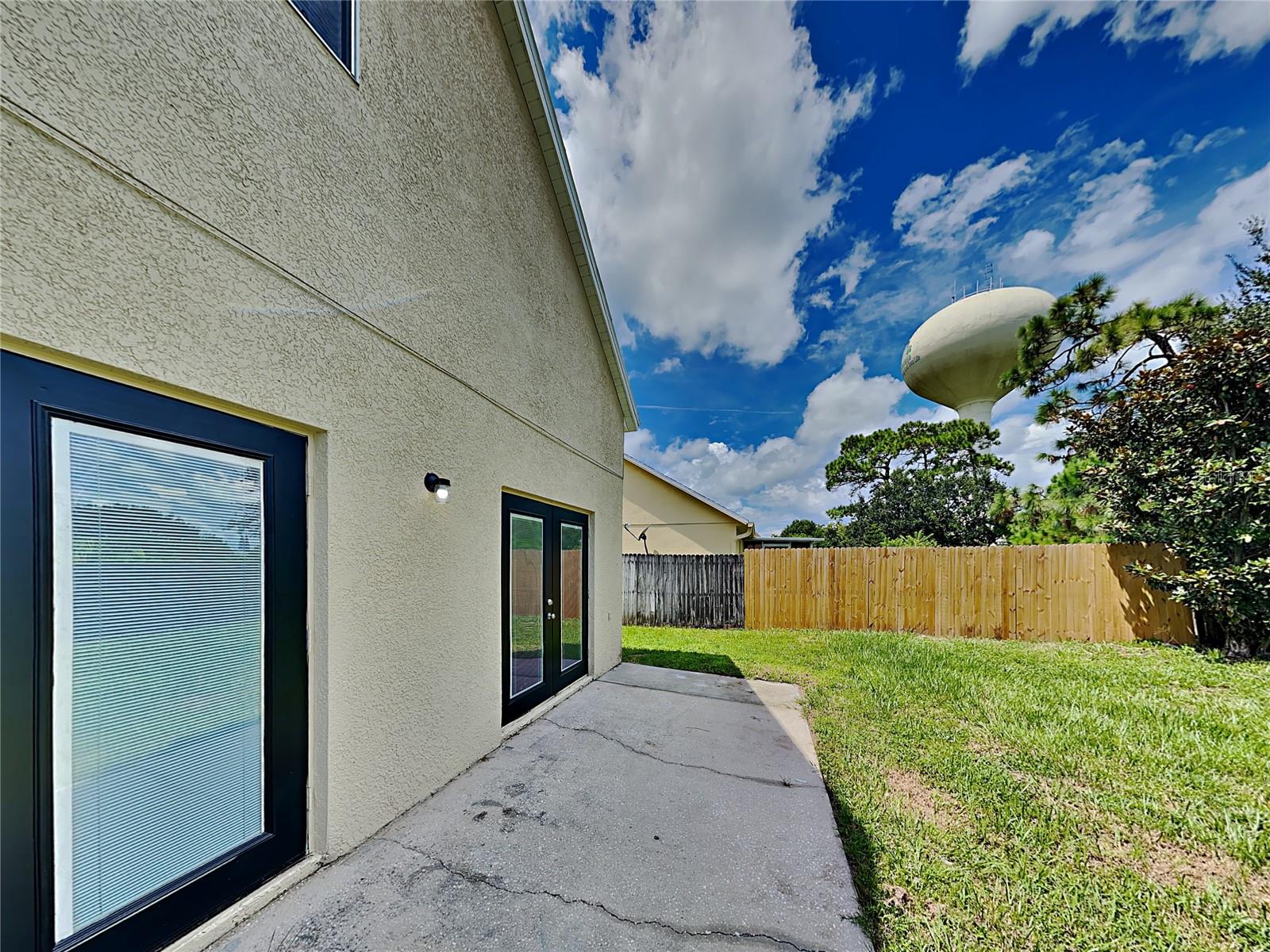CROSS CREEK ESTATES - Residential Lease