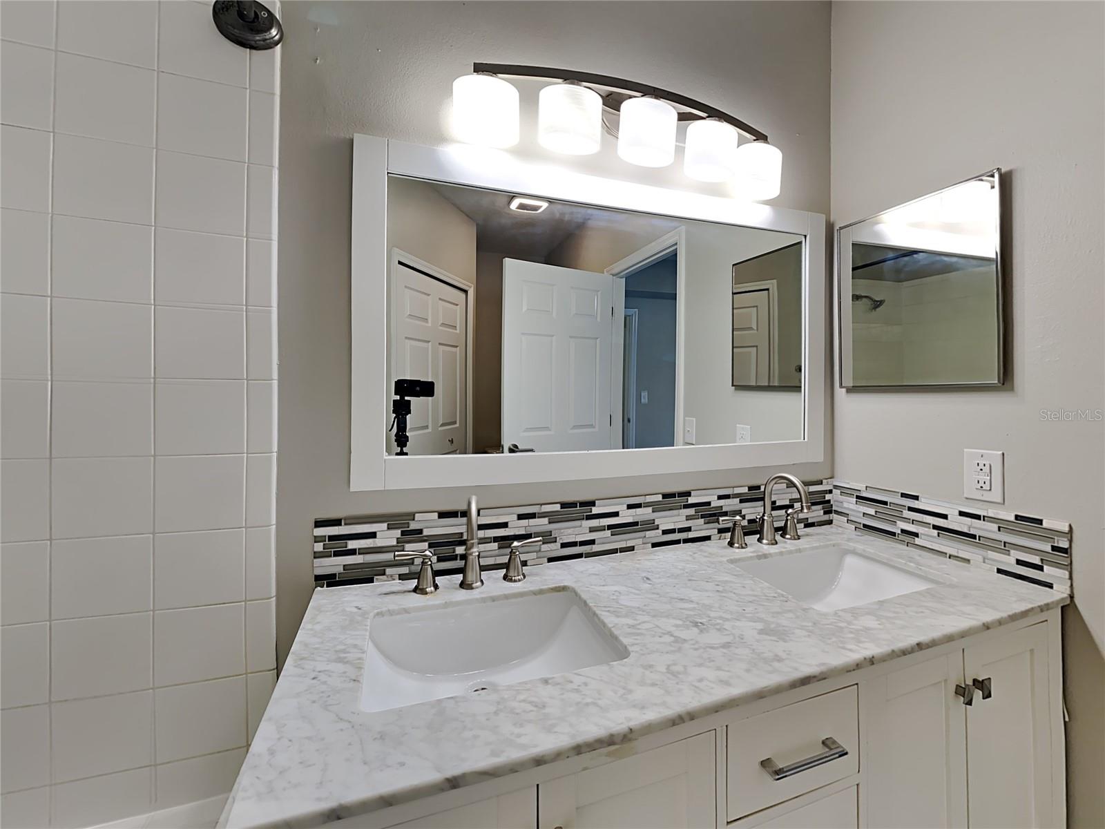 CROSS CREEK ESTATES - Residential Lease
