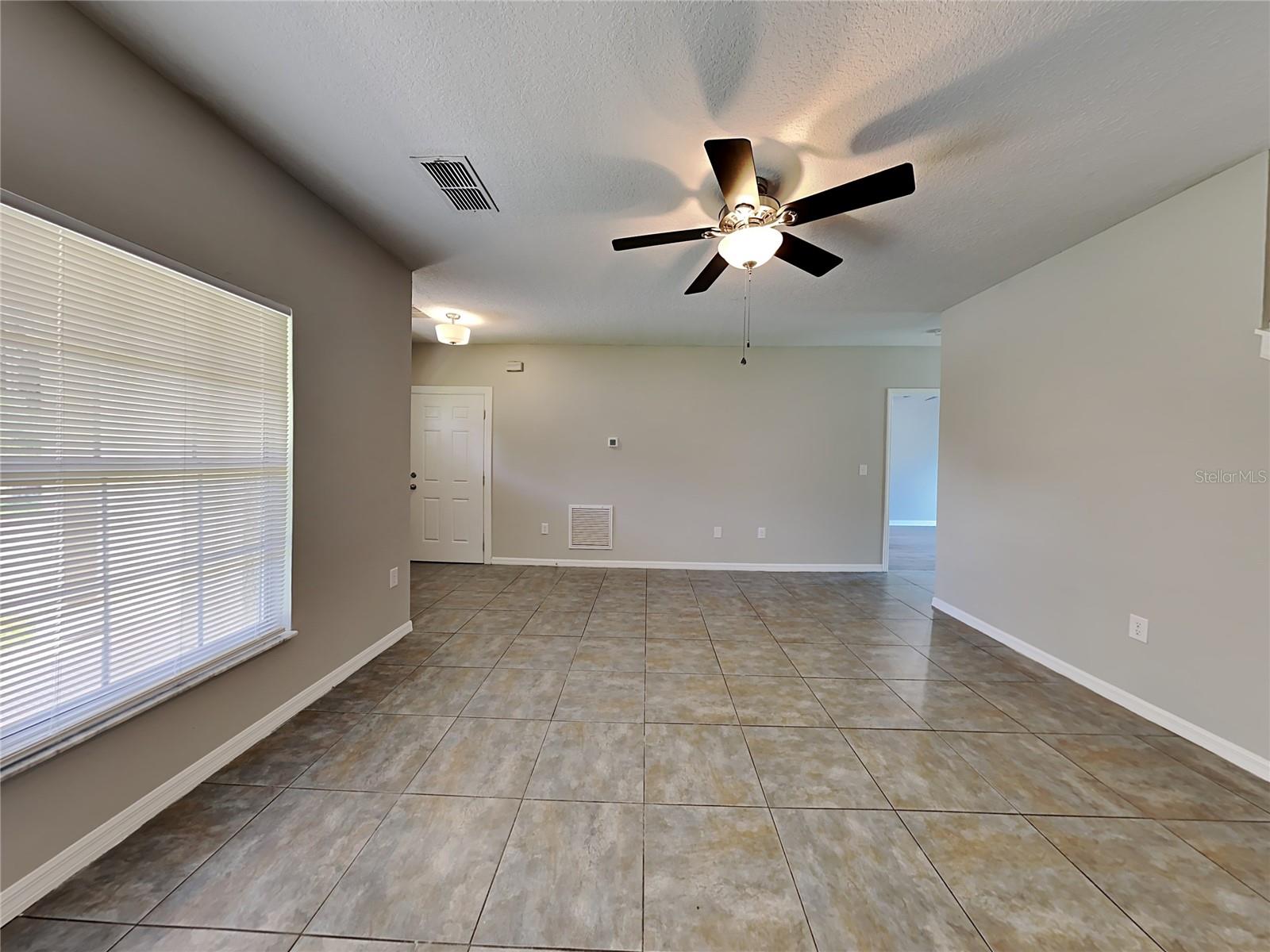 CROSS CREEK ESTATES - Residential Lease