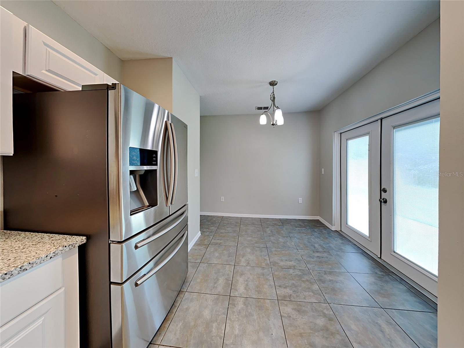 CROSS CREEK ESTATES - Residential Lease