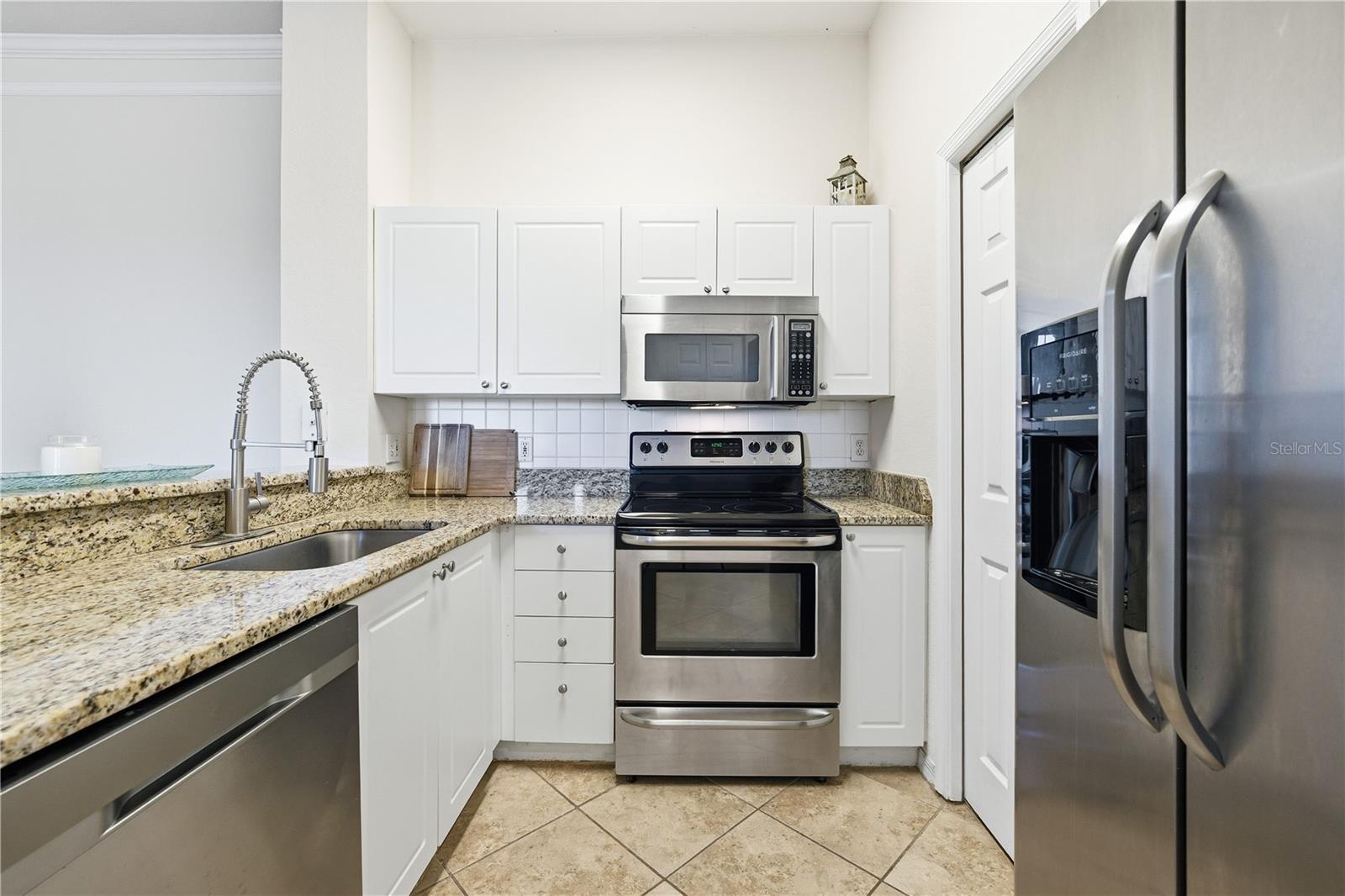 SERENADE ON PALMER RANCH - Residential