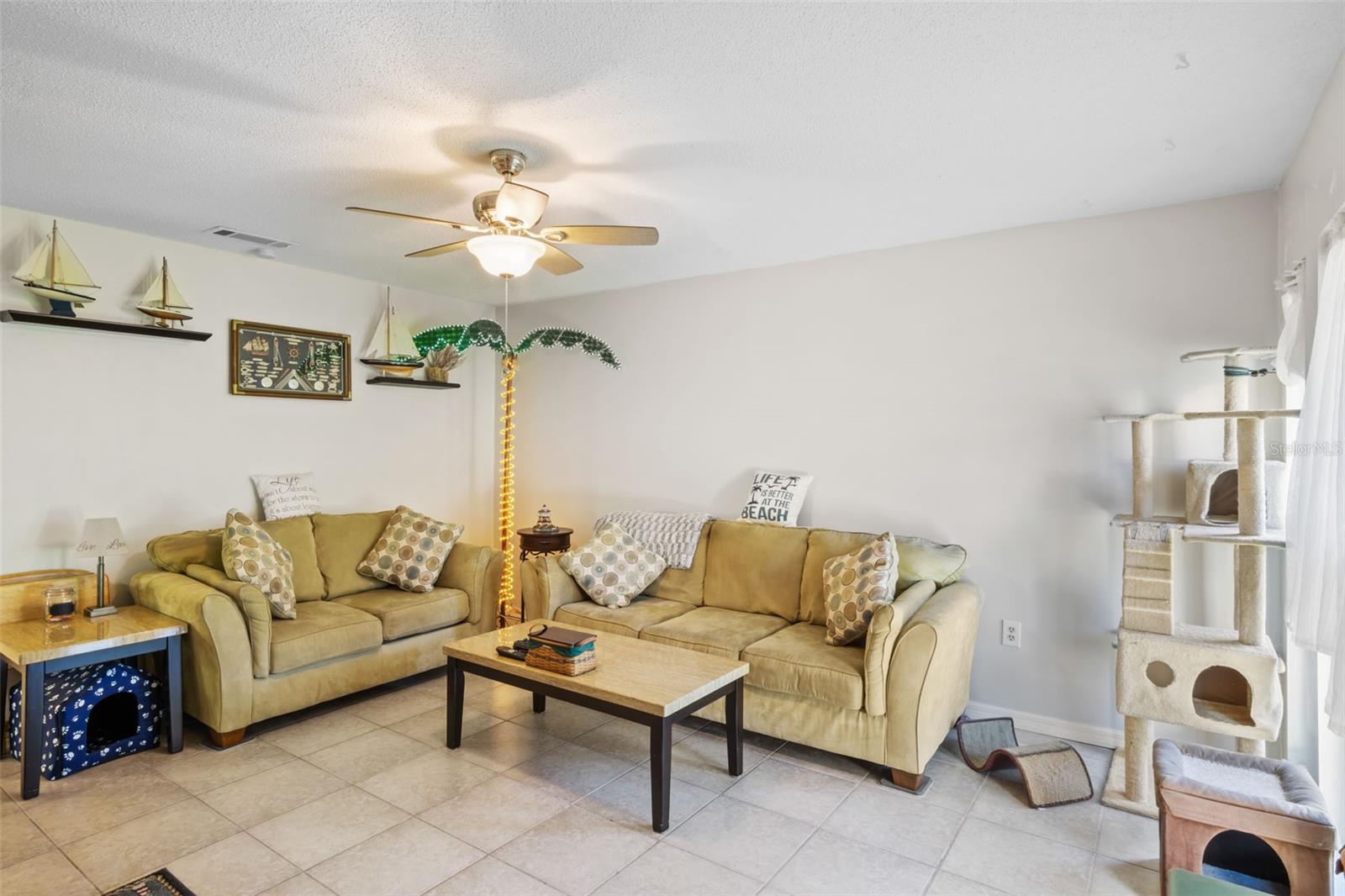 ELOISE WOODS EAST LAKE MARIAM UNIT - Residential