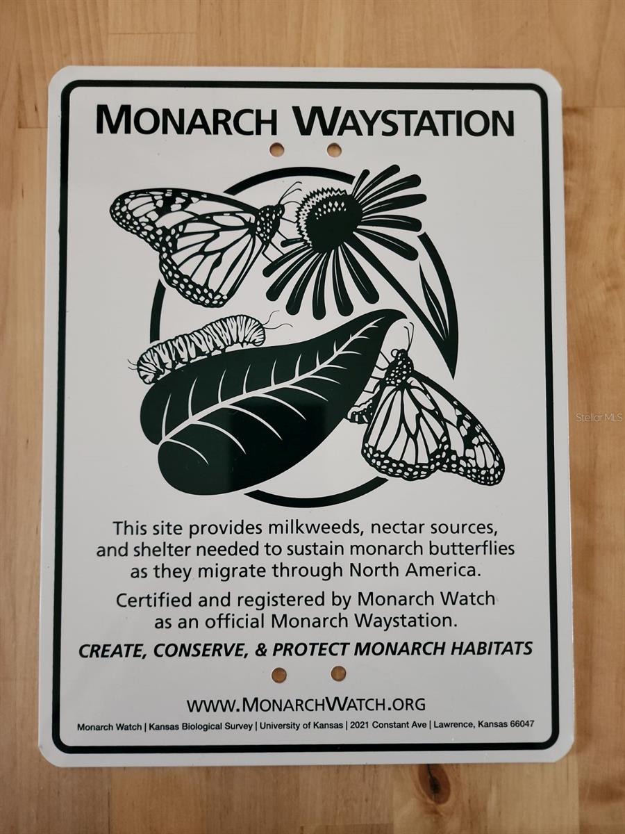 ELOISE WOODS EAST LAKE MARIAM UNIT - Residential