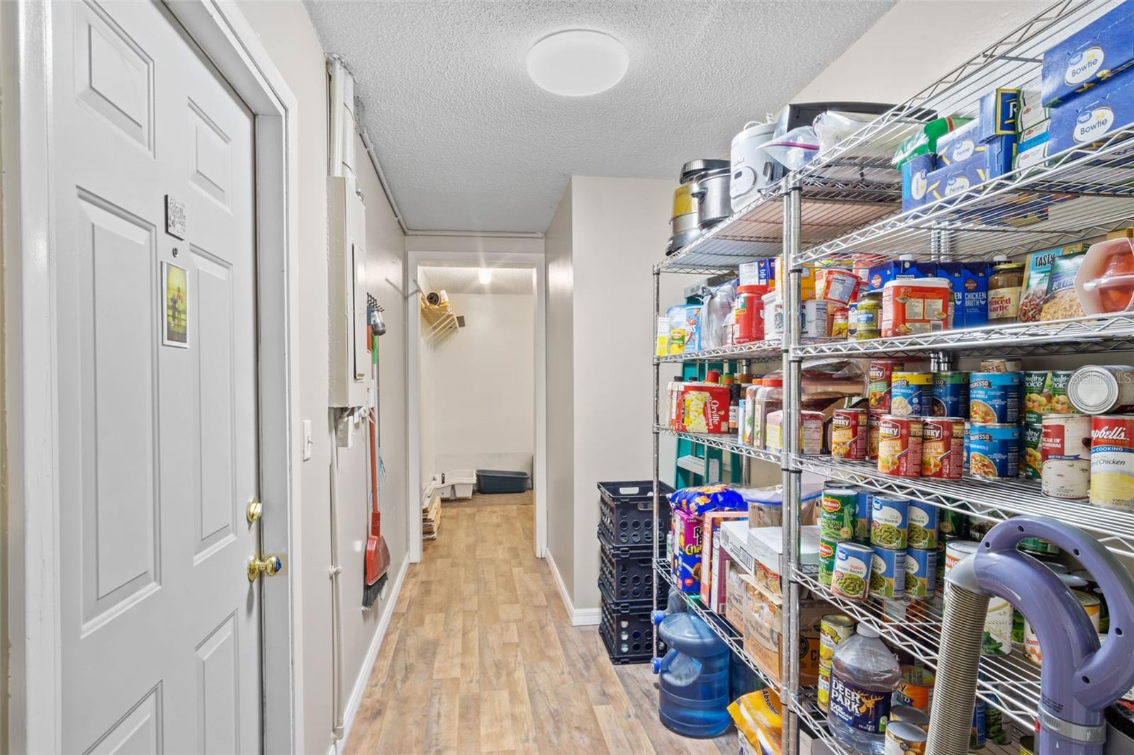 ELOISE WOODS EAST LAKE MARIAM UNIT - Residential