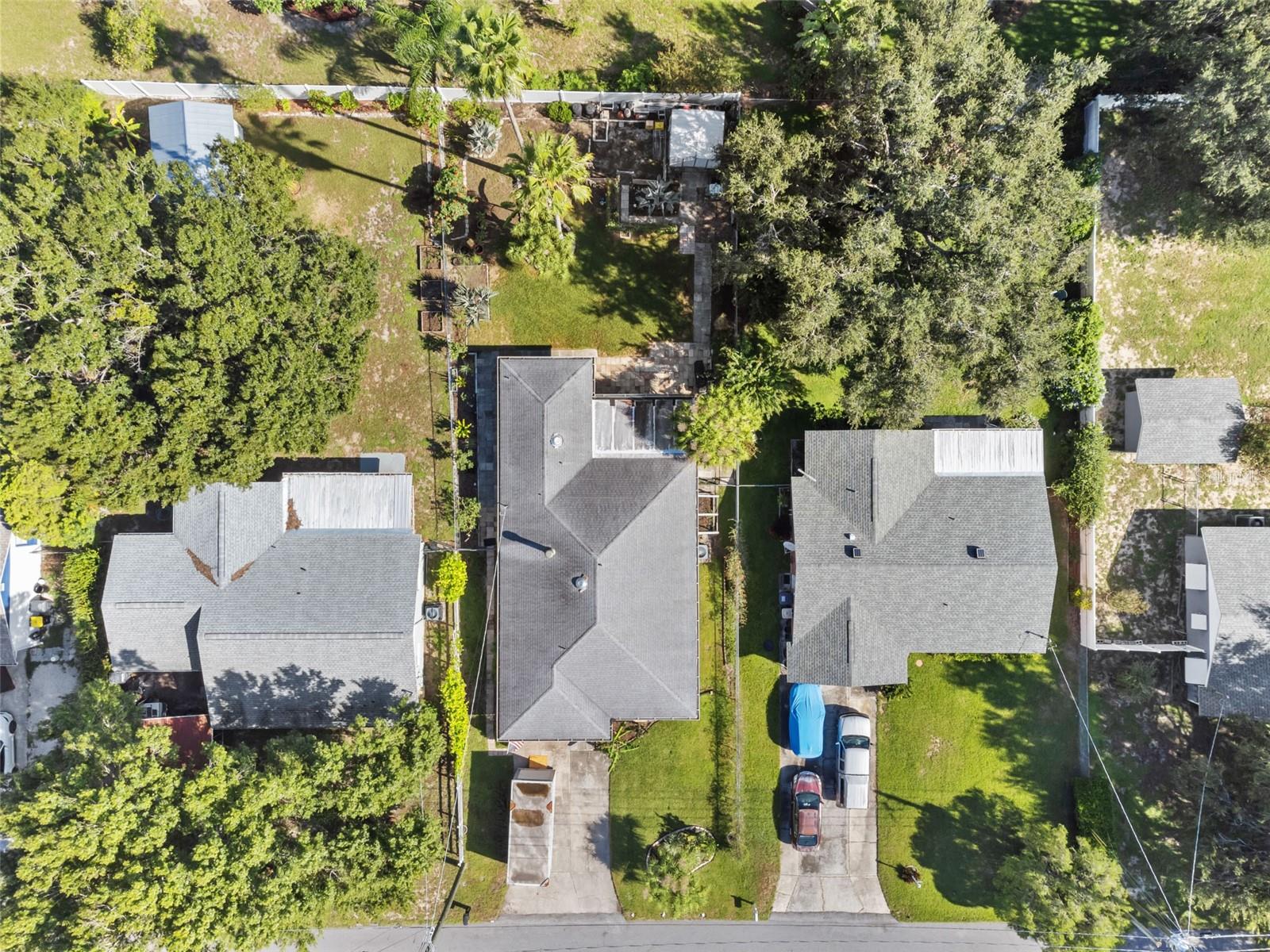 ELOISE WOODS EAST LAKE MARIAM UNIT - Residential