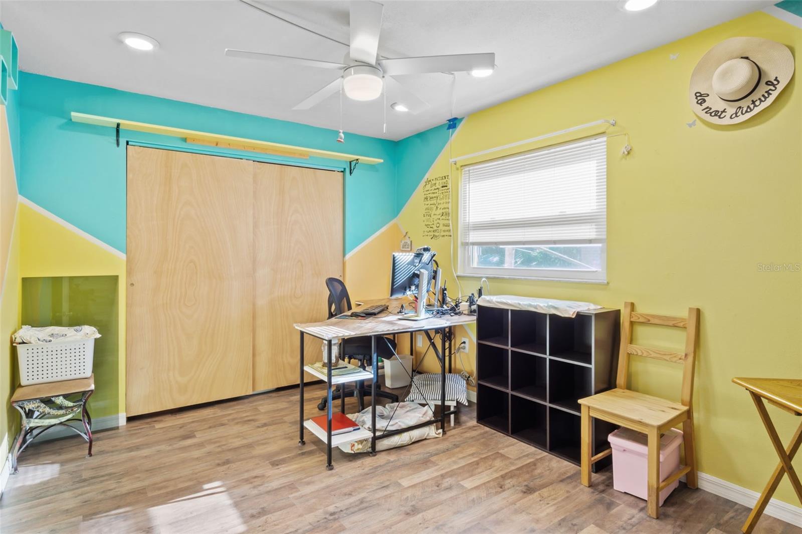 ELOISE WOODS EAST LAKE MARIAM UNIT - Residential