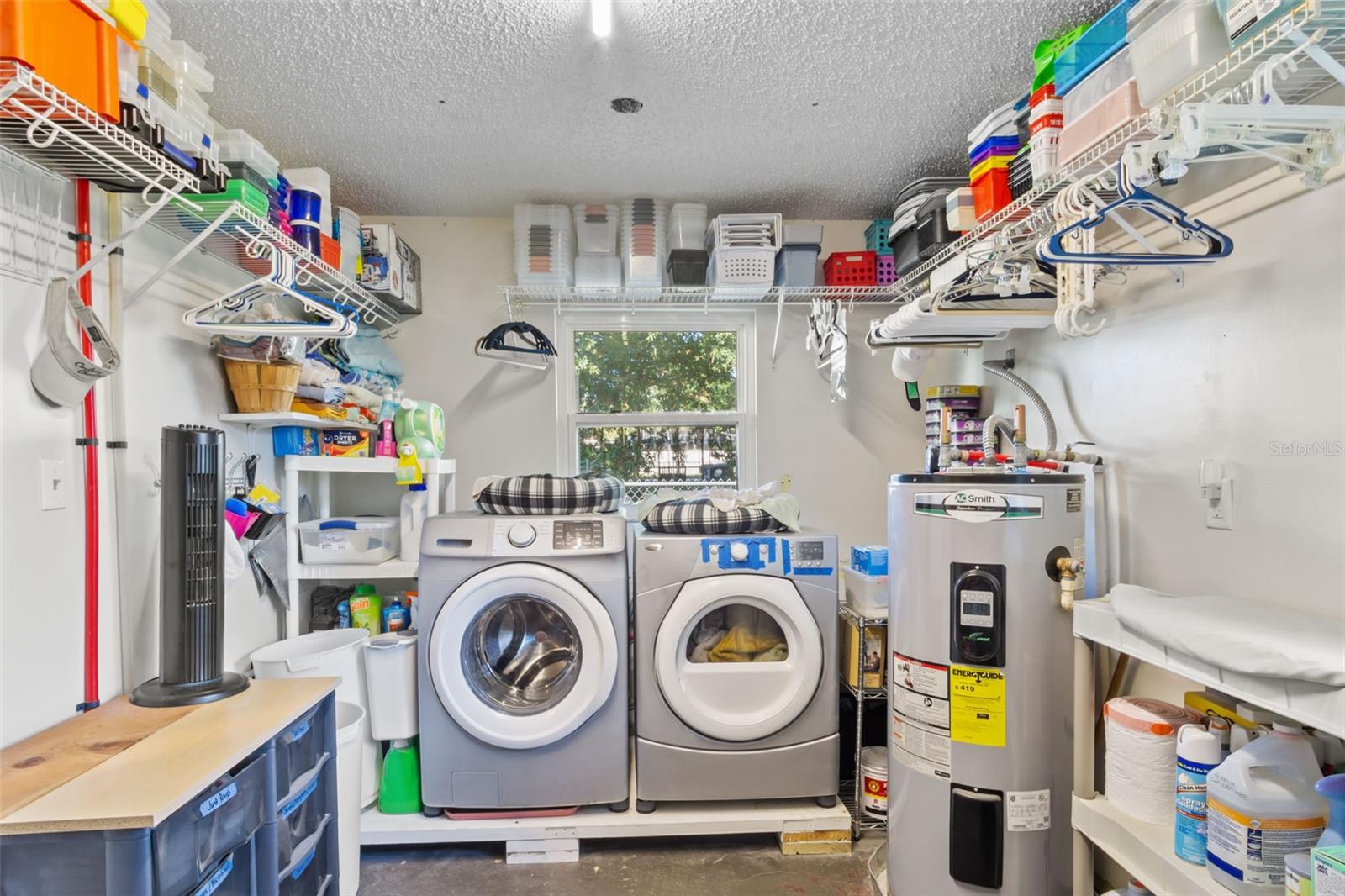 ELOISE WOODS EAST LAKE MARIAM UNIT - Residential