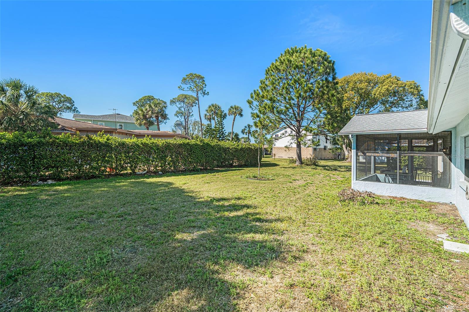 GULF HARBORS WOODLANDS - Residential