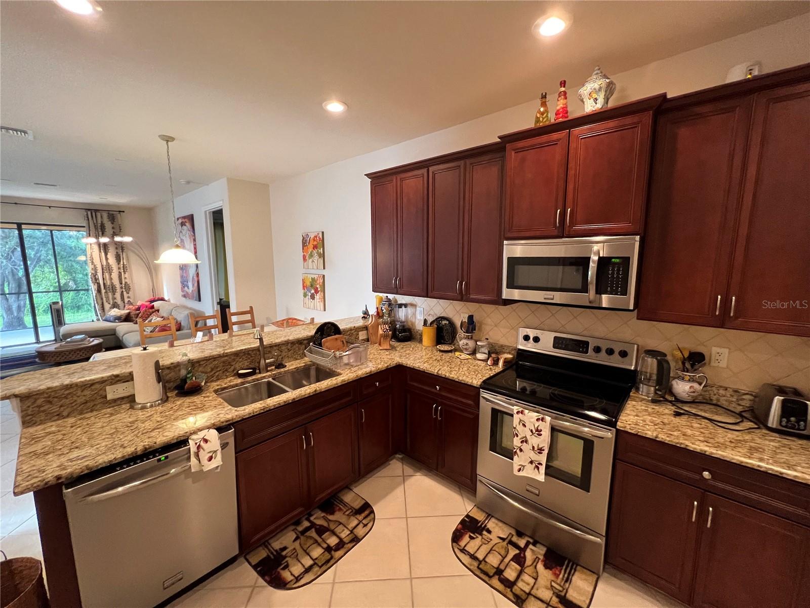 ROTONDA LAKES - Residential Lease